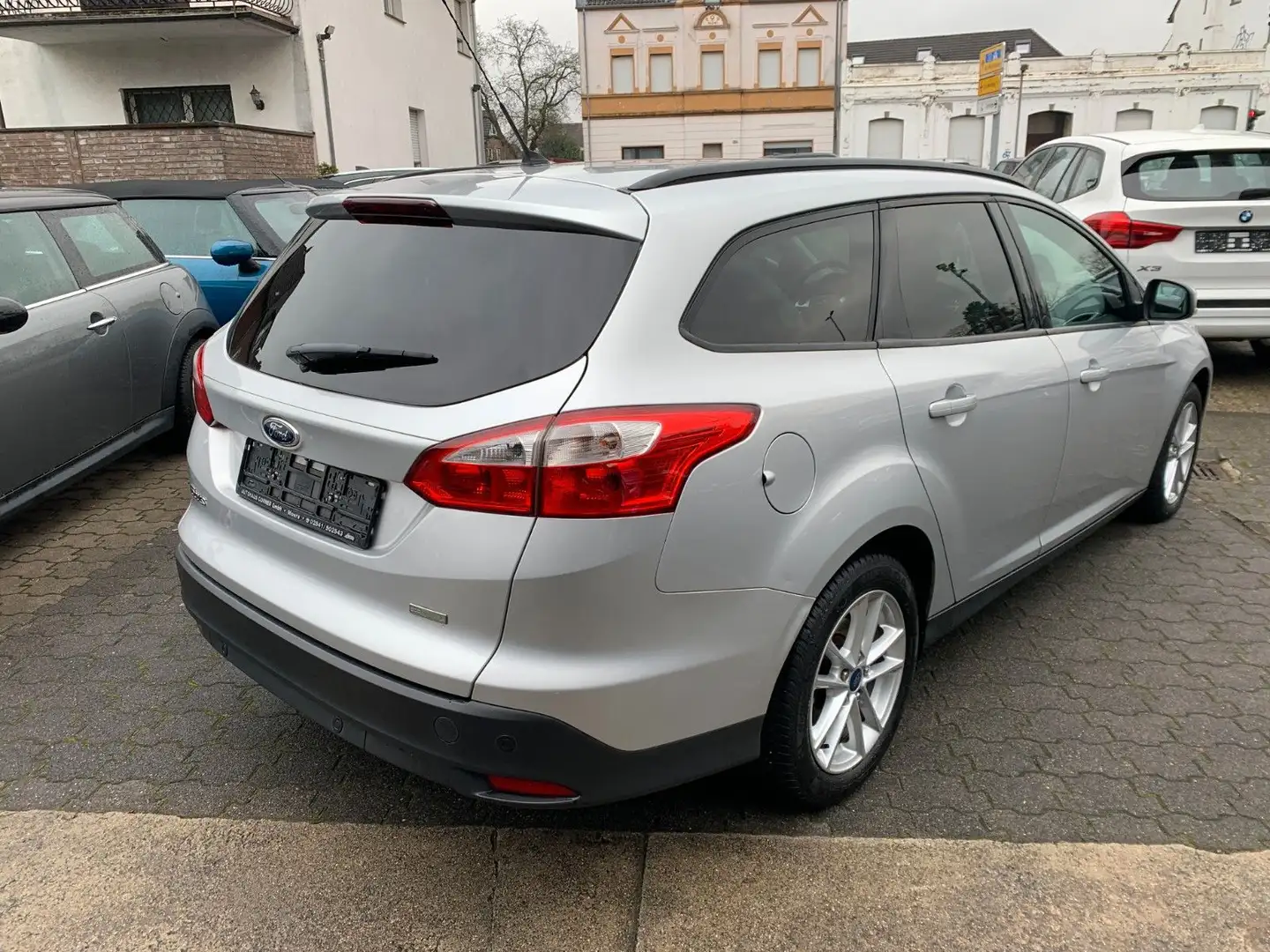 Ford Focus Turnier Sync Edition Family Argent - 2