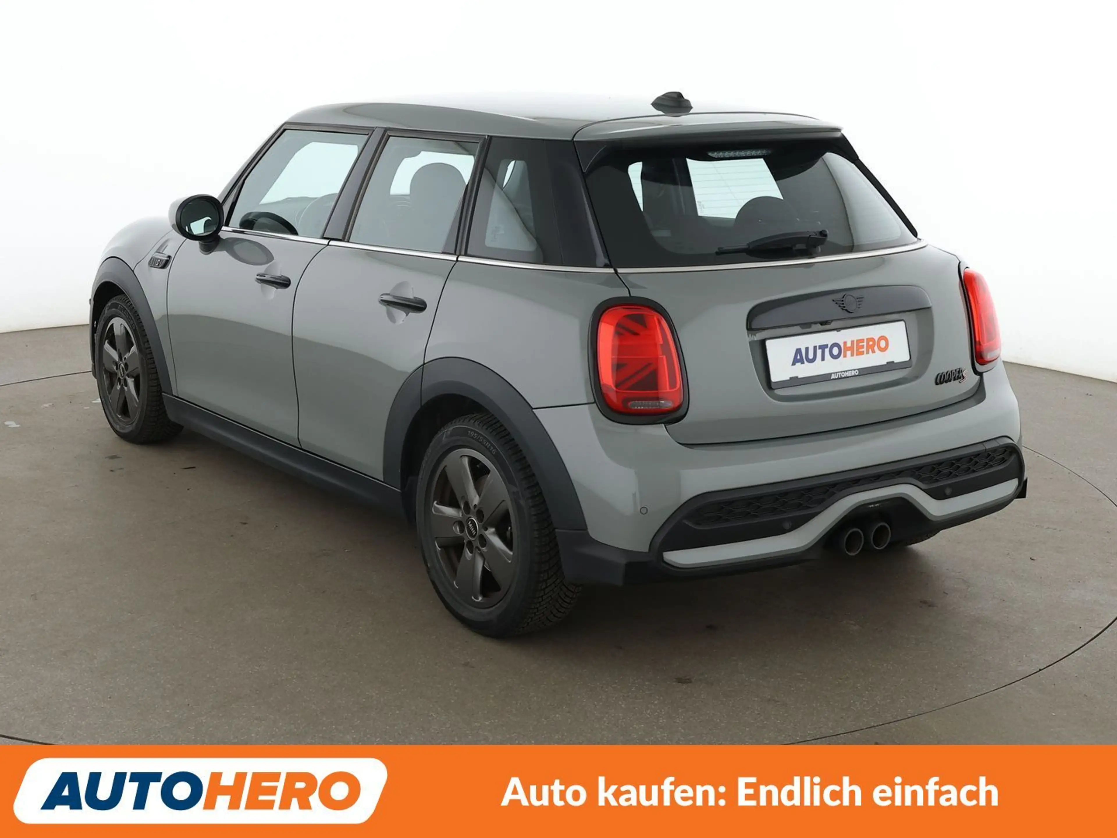 MINI Cooper S Cooper S Essential Trim Aut.*NAVI*LED*ACC*CAM*PDC* — photo 4