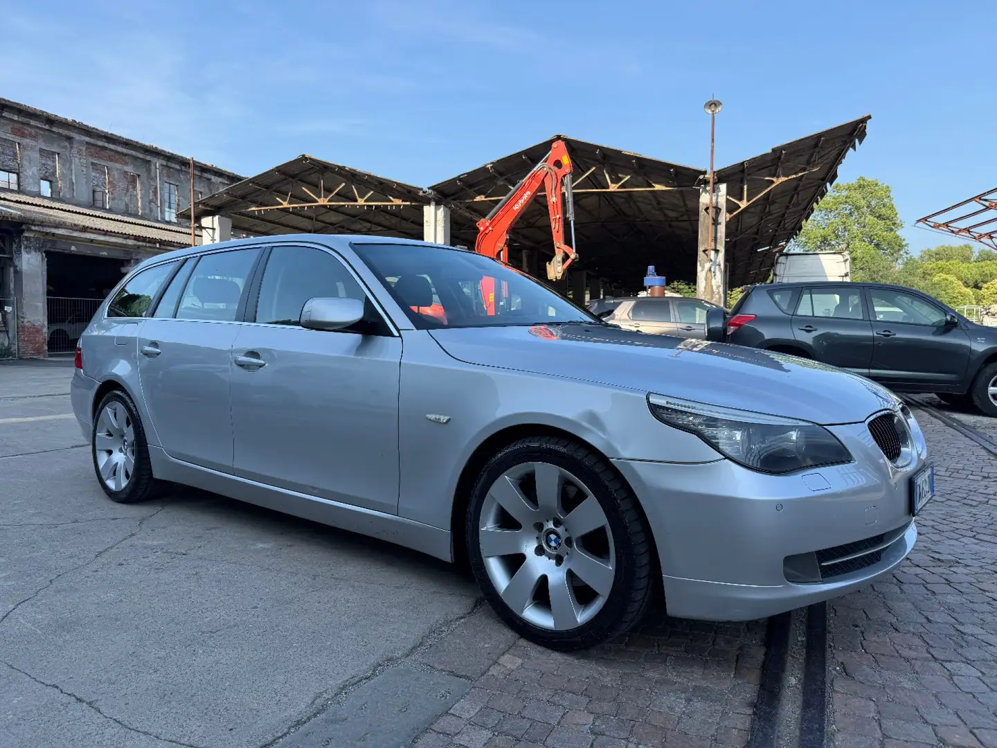 BMW 530 xd cat Touring Futura Argento - 2