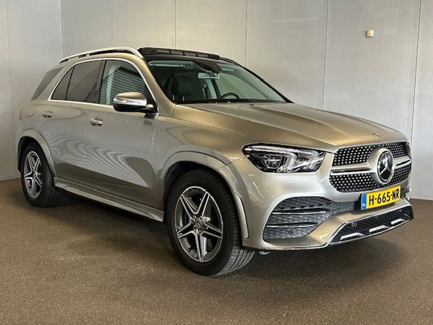 Mercedes-Benz GLE 450 4 Matic AMG STYLING-PANORAMA-LUCHTVERING-MEMORY-1e Grijs - 1