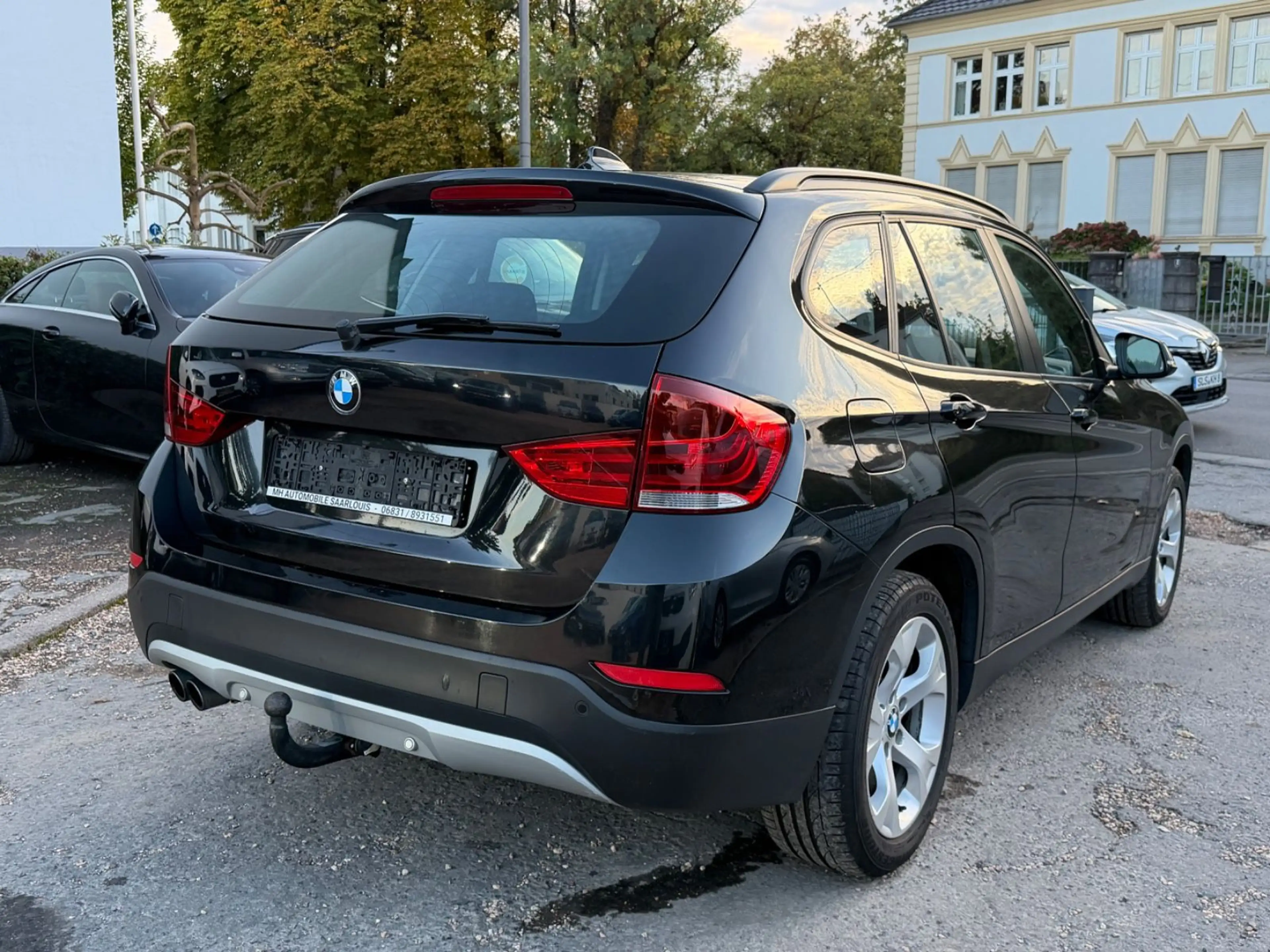BMW X1 xDrive 20 i/ — photo 6