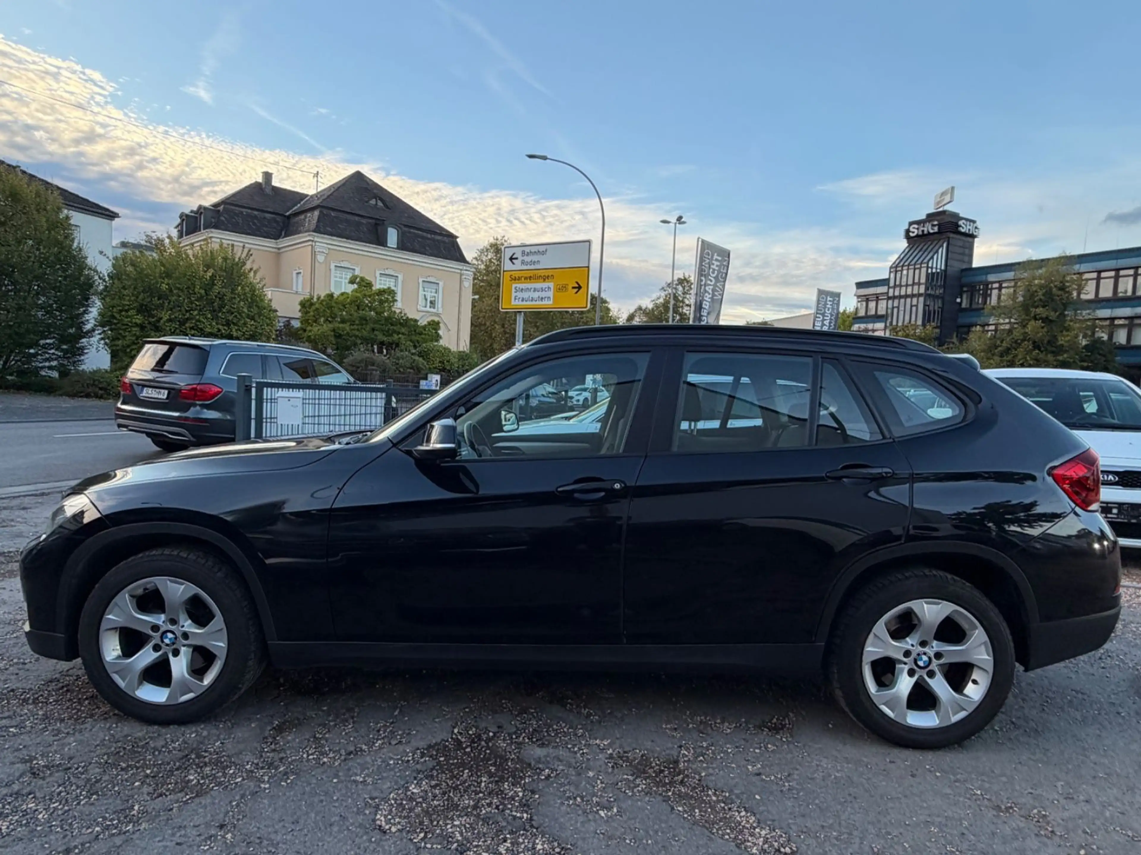 BMW X1 xDrive 20 i/ — photo 3