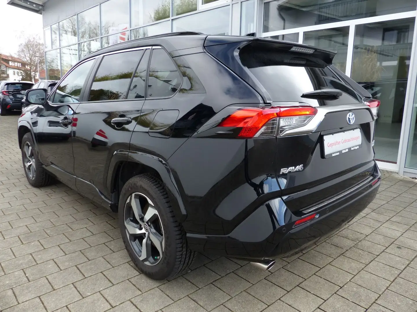 Toyota RAV 4 4 2.5 Plug-in Hybrid 4x4 TechPaket Navi AHK Schwarz - 2