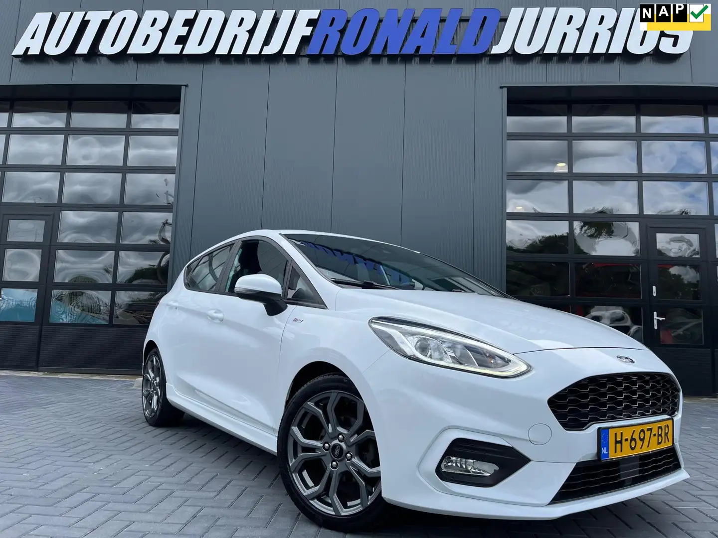 Ford Fiesta 1.0 EcoBoost ST-Line NL.Auto/Carbon/Xenon/Climatro Wit - 1