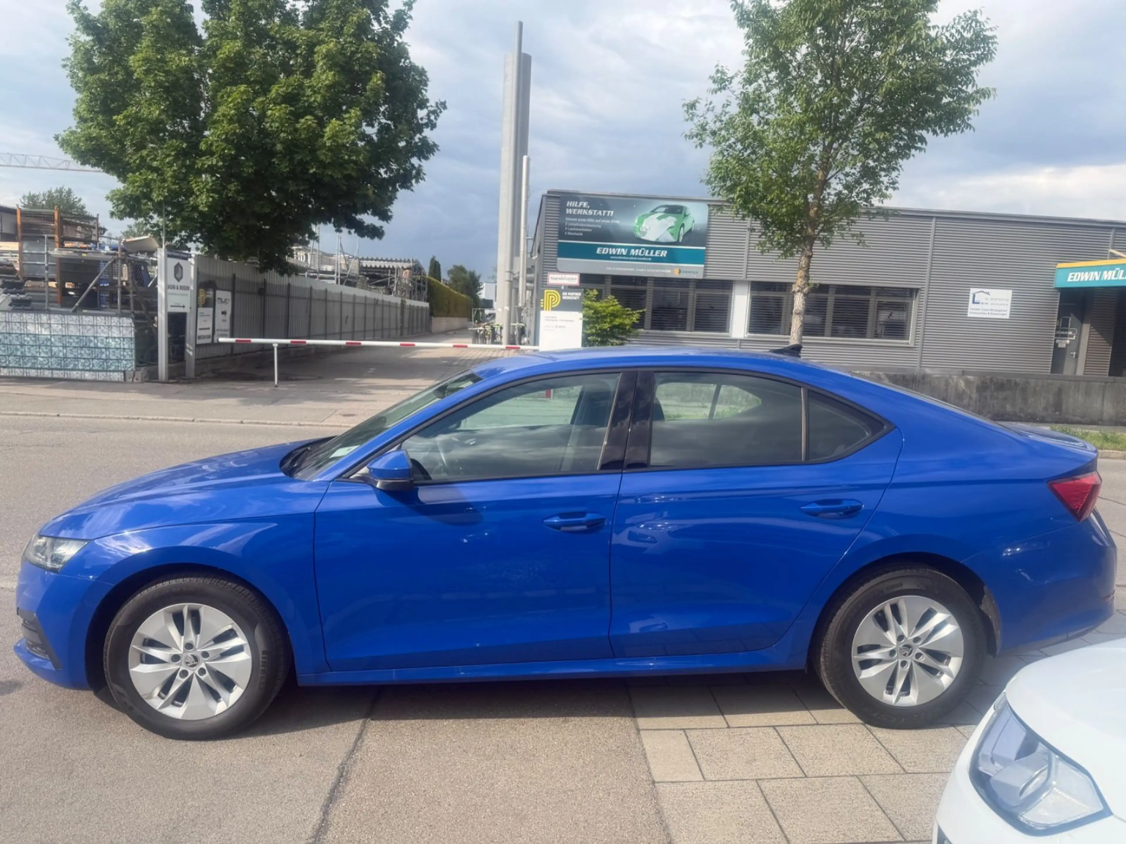 Skoda Octavia 2.0 TDI 85kW AMBITION — photo 6