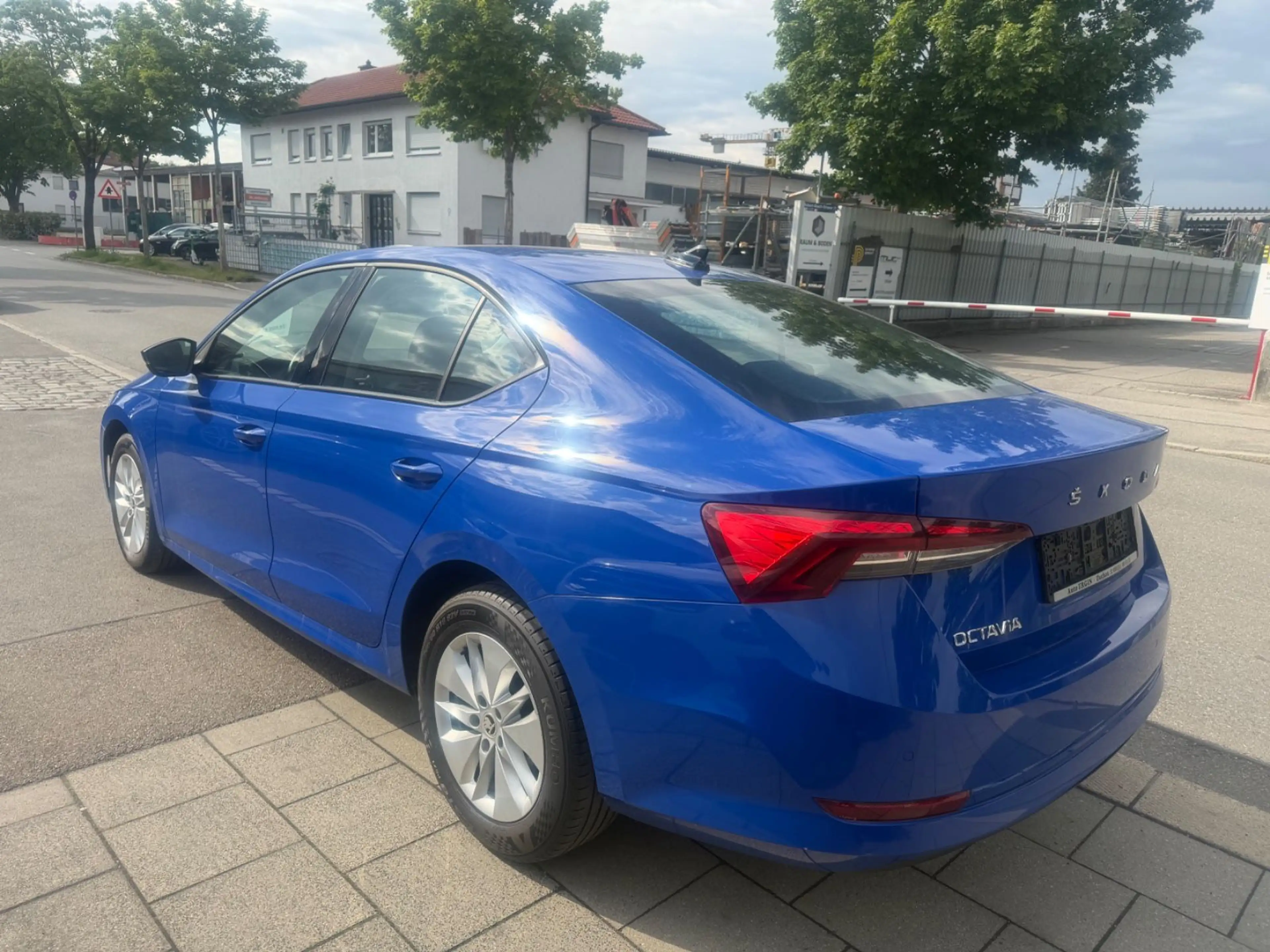 Skoda Octavia 2.0 TDI 85kW AMBITION — photo 4