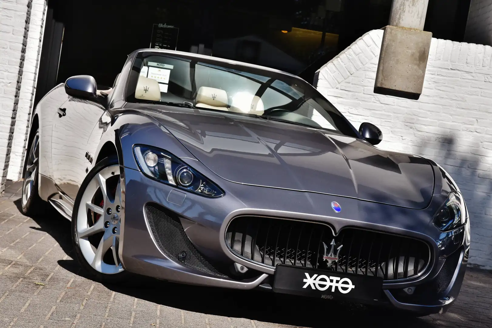 Maserati GranCabrio SPORT 4.7i V8 SPORT AUT. ***FULL MASERATI HISTORY*** - 2