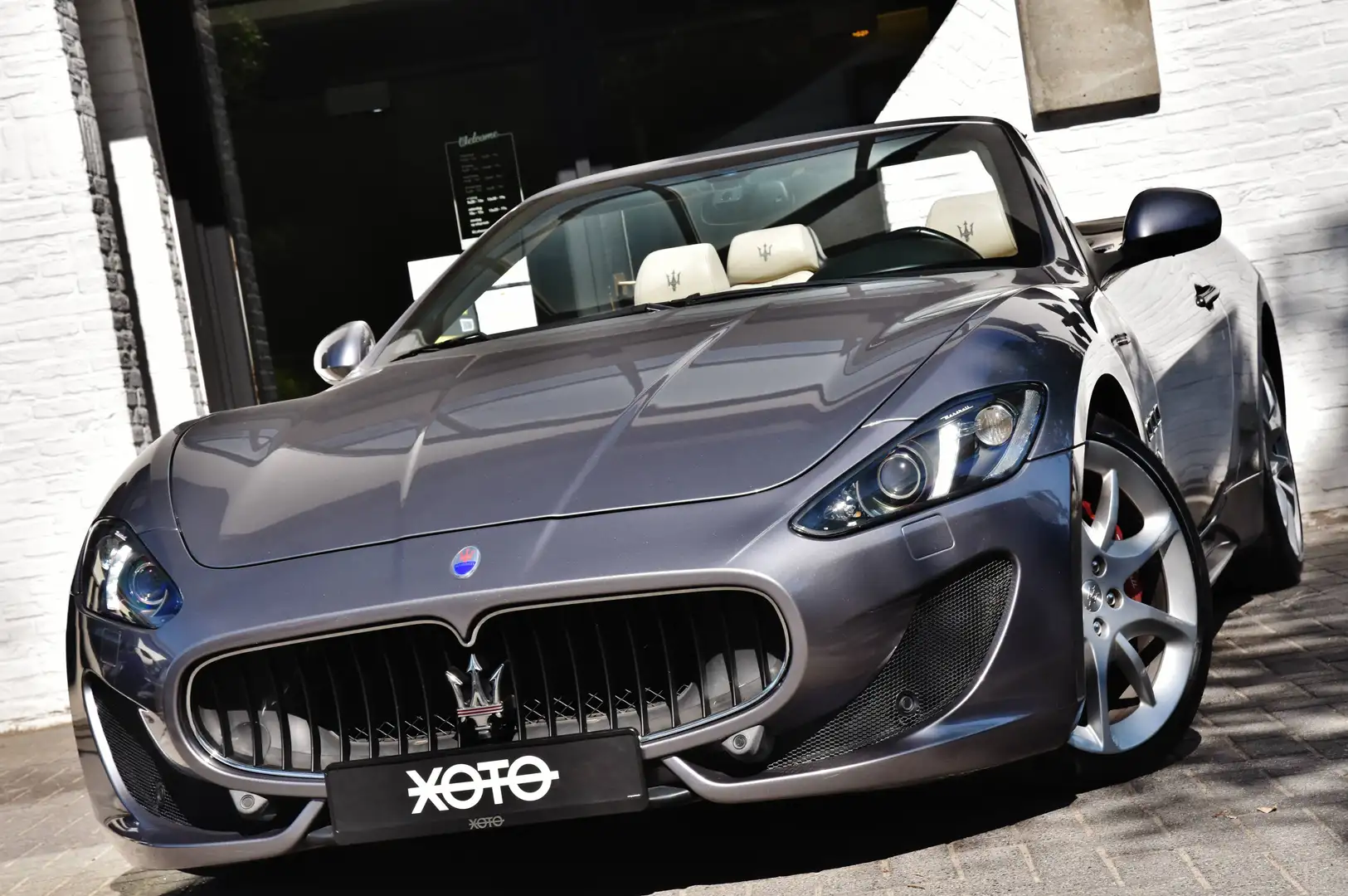 Maserati GranCabrio SPORT 4.7i V8 SPORT AUT. ***FULL MASERATI HISTORY*** - 1