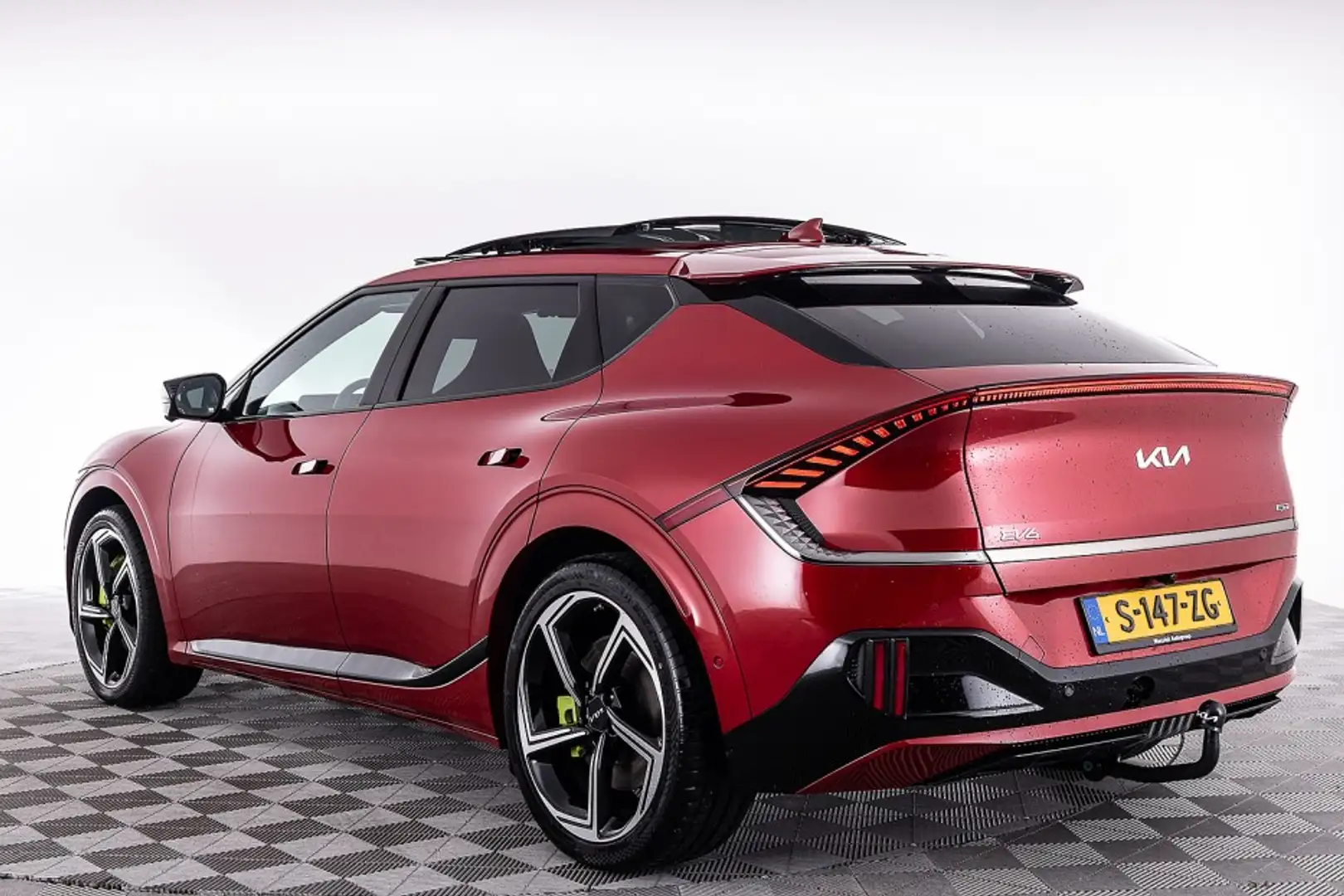 Kia EV6 GT AWD 77.4 kWh 585PK | PANORAMADAK ✅ 1e Eigenaar Červená - 2