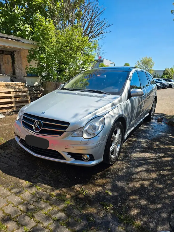 Mercedes-Benz R 500