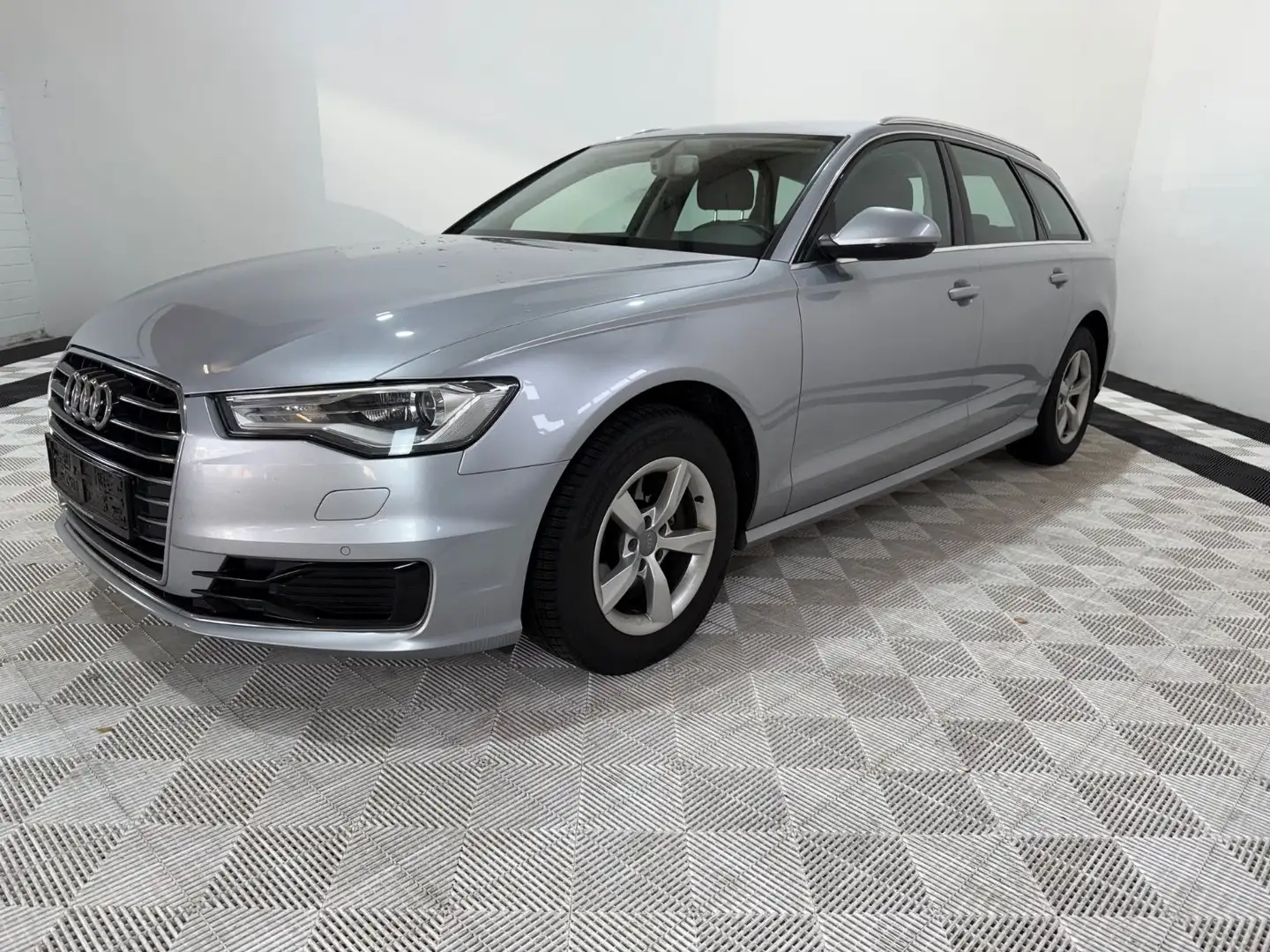 Audi A6 2.0 TDI ultra Stronic Avant°Kamera°Klima°Navi Argento - 1