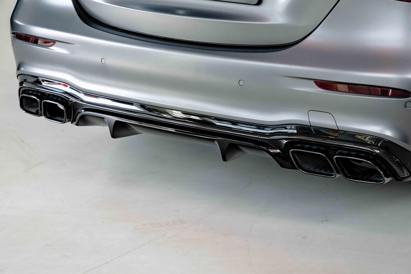 Mercedes-Benz E 63 AMG S l Designo Selenite matte l Keramisch l Carbon l — photo 10