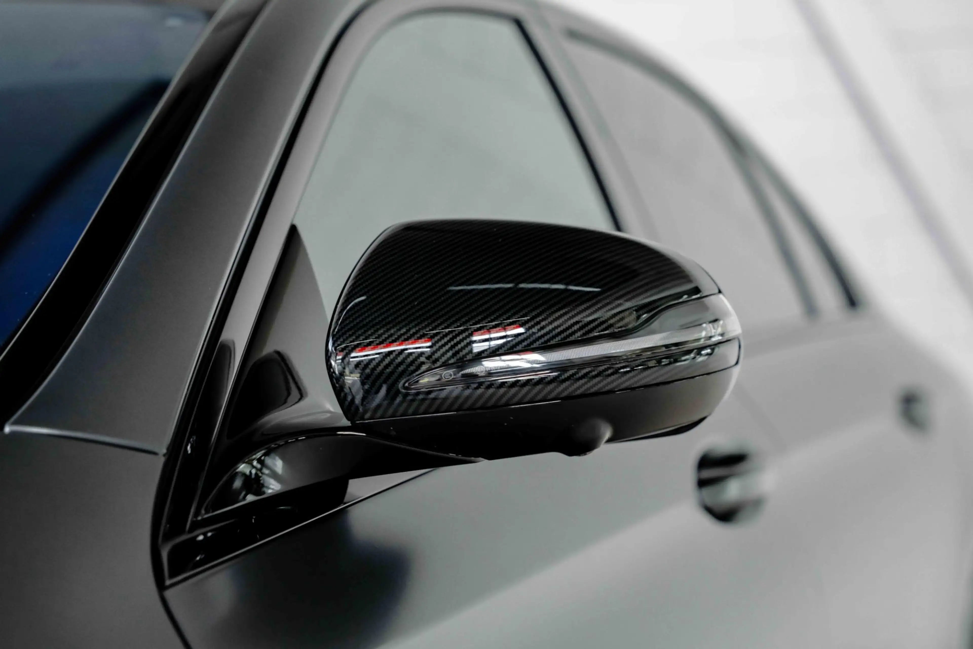 Mercedes-Benz E 63 AMG S l Designo Selenite matte l Keramisch l Carbon l — photo 13