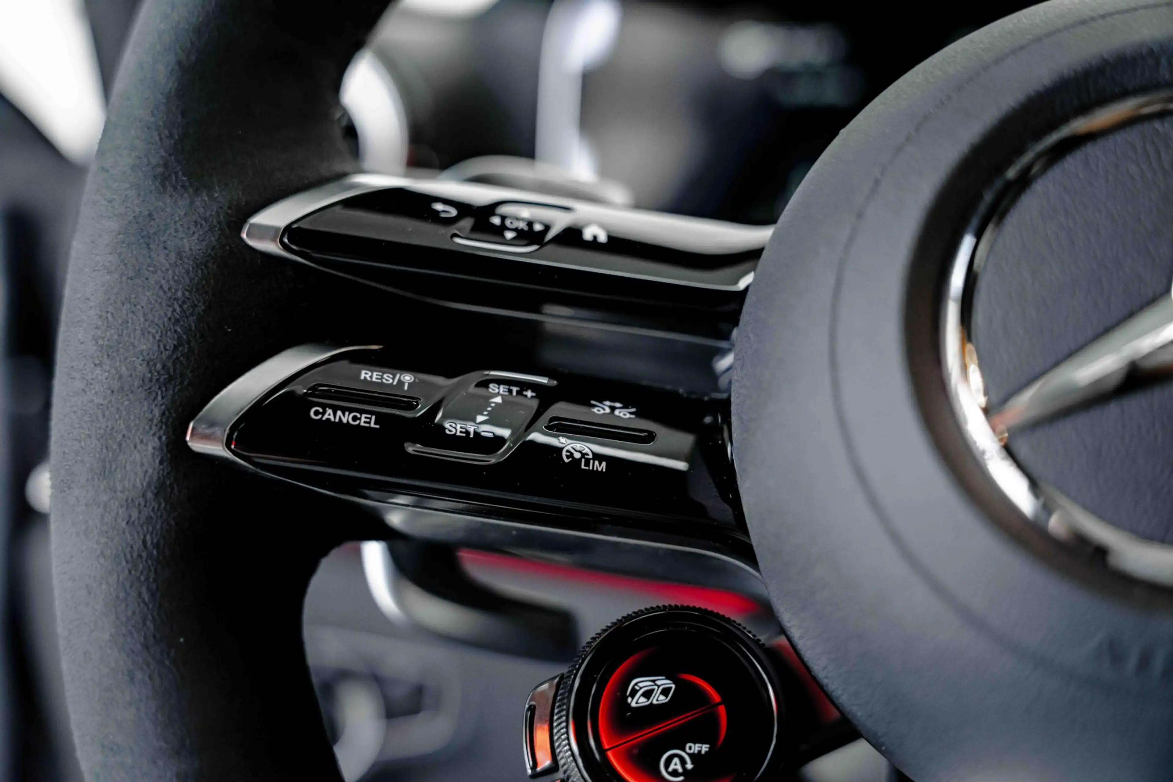 Mercedes-Benz E 63 AMG S l Designo Selenite matte l Keramisch l Carbon l — photo 33