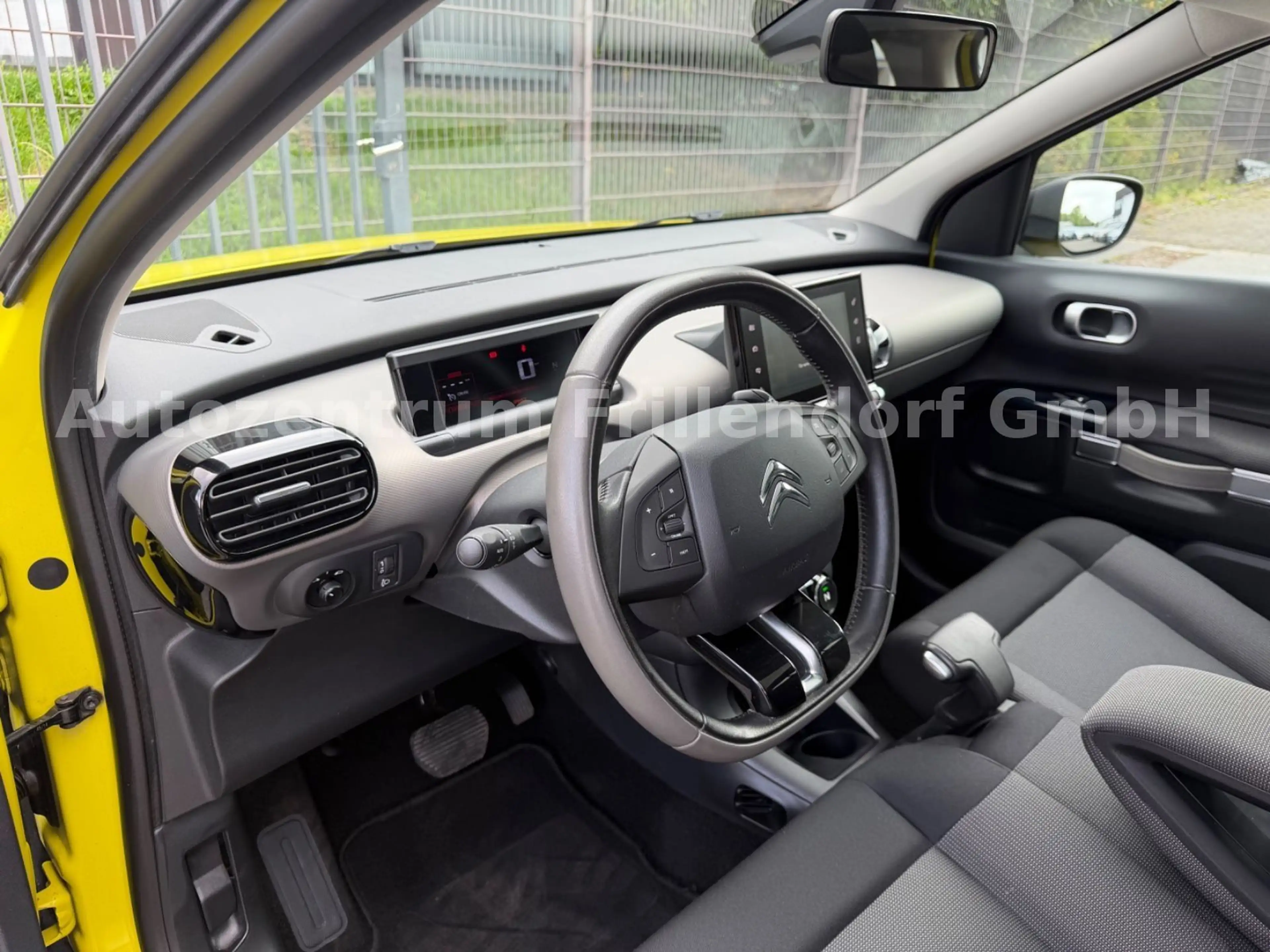Citroen C4 Cactus Shine AUTOMATIK/NAVI/GLASDACH!! — photo 14