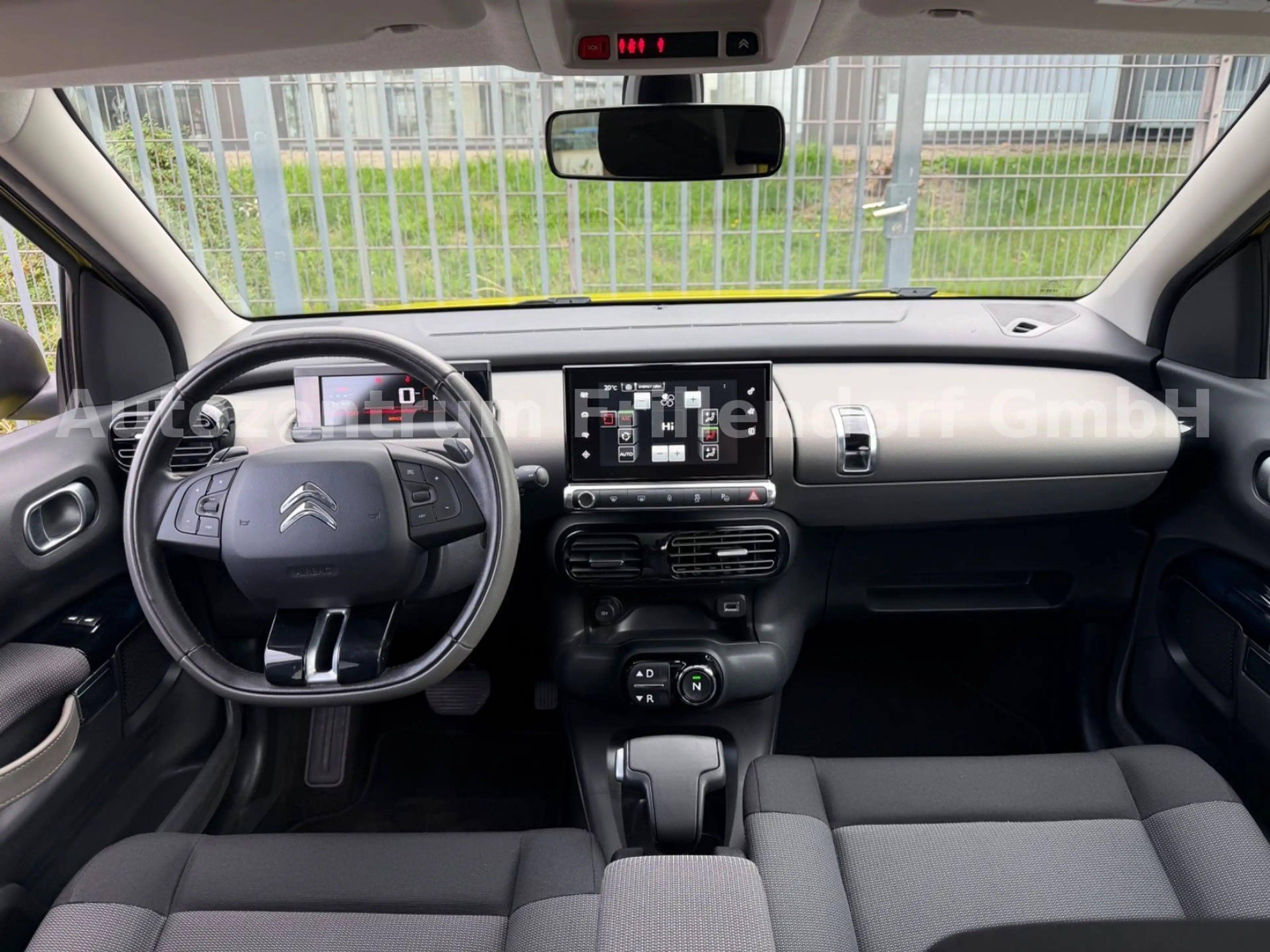 Citroen C4 Cactus Shine AUTOMATIK/NAVI/GLASDACH!! — photo 9