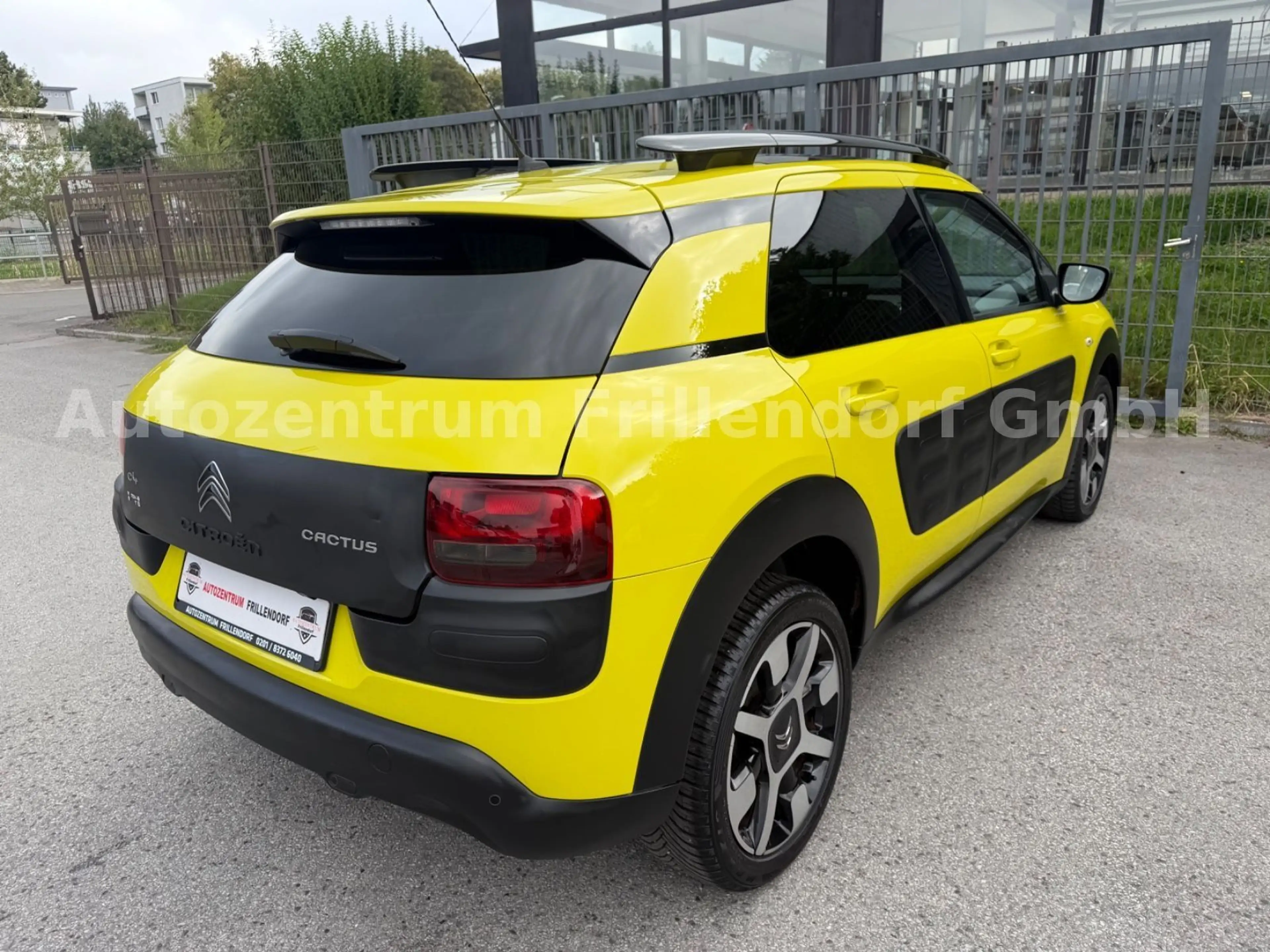 Citroen C4 Cactus Shine AUTOMATIK/NAVI/GLASDACH!! — photo 6