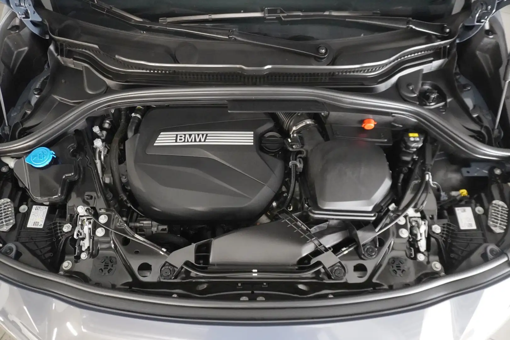 BMW 218 d Grau - 2