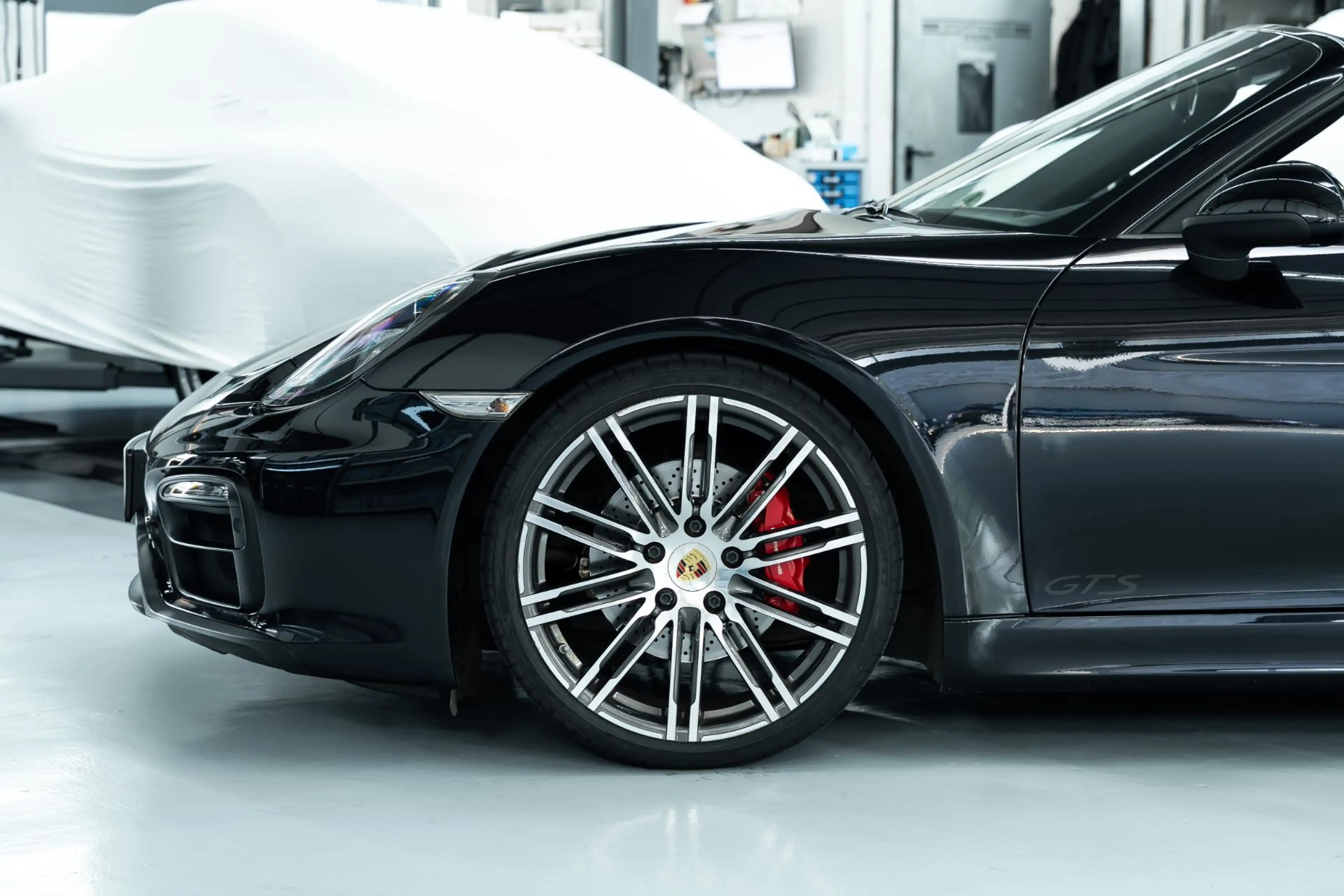 Porsche Boxster GTS — photo 12