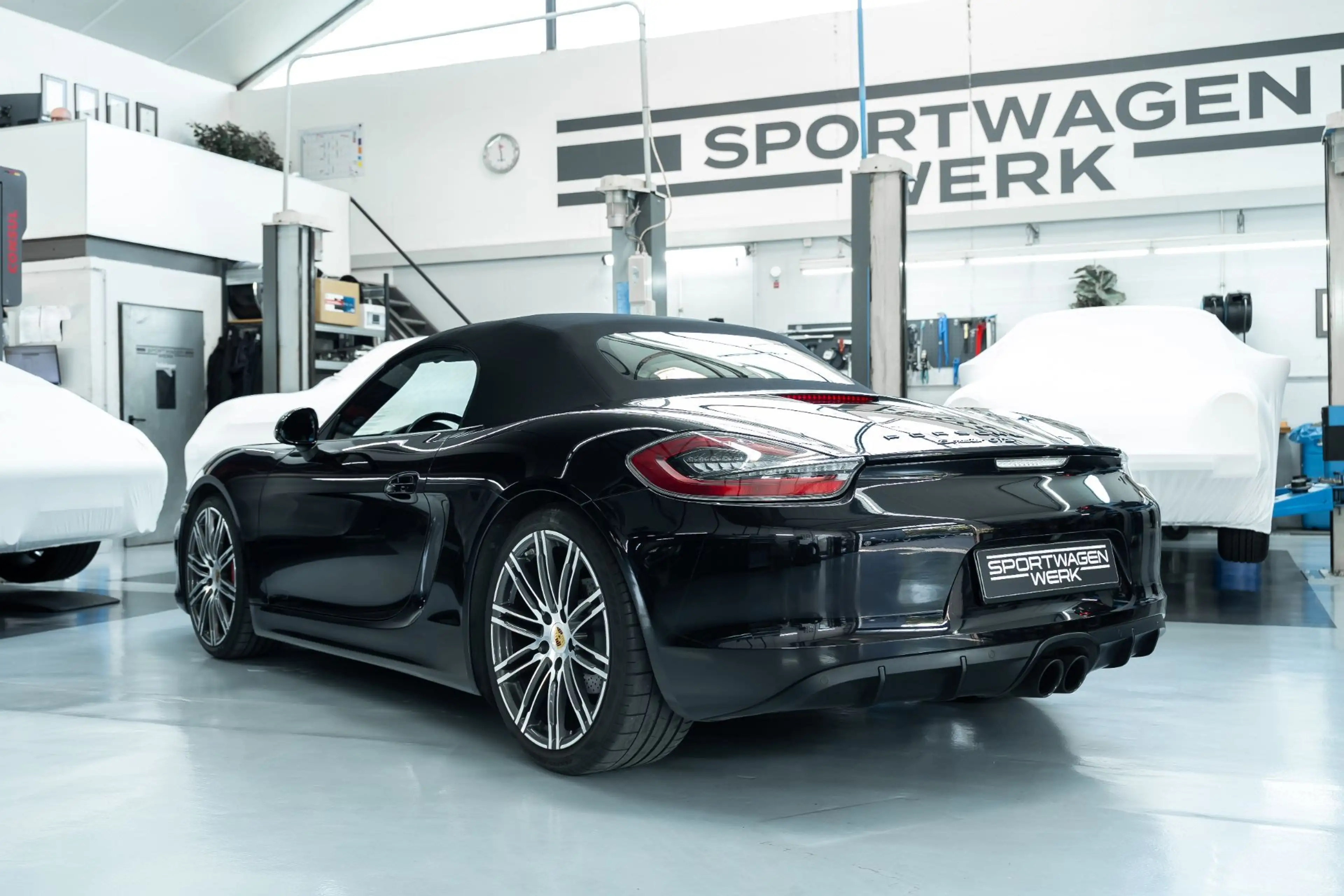Porsche Boxster GTS — photo 8