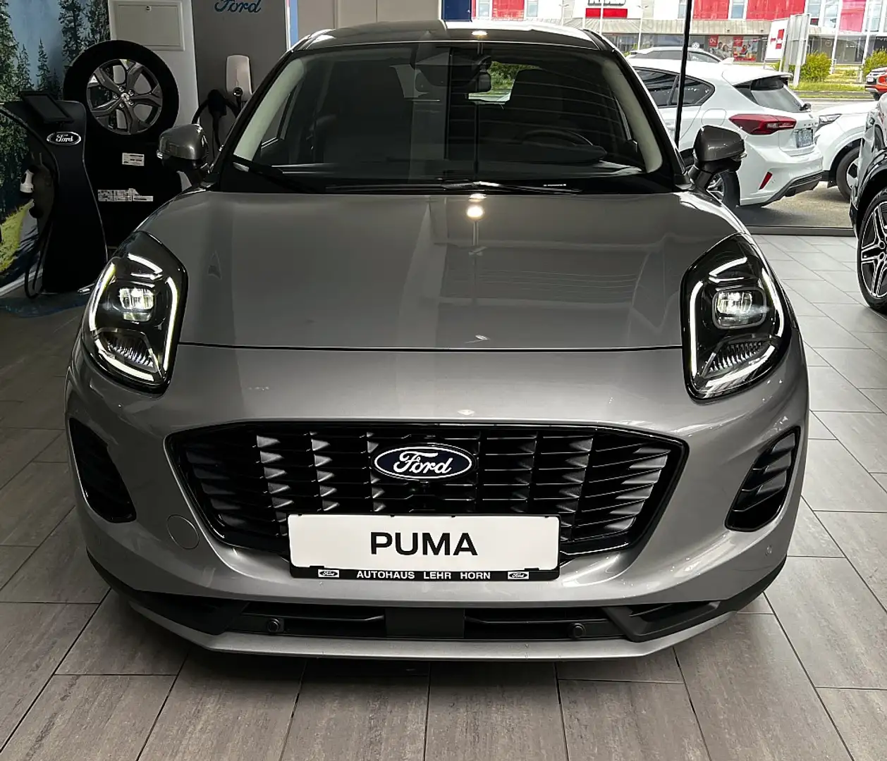 Ford Puma 1,0 EcoBoost Hybrid Titanium Silber - 2