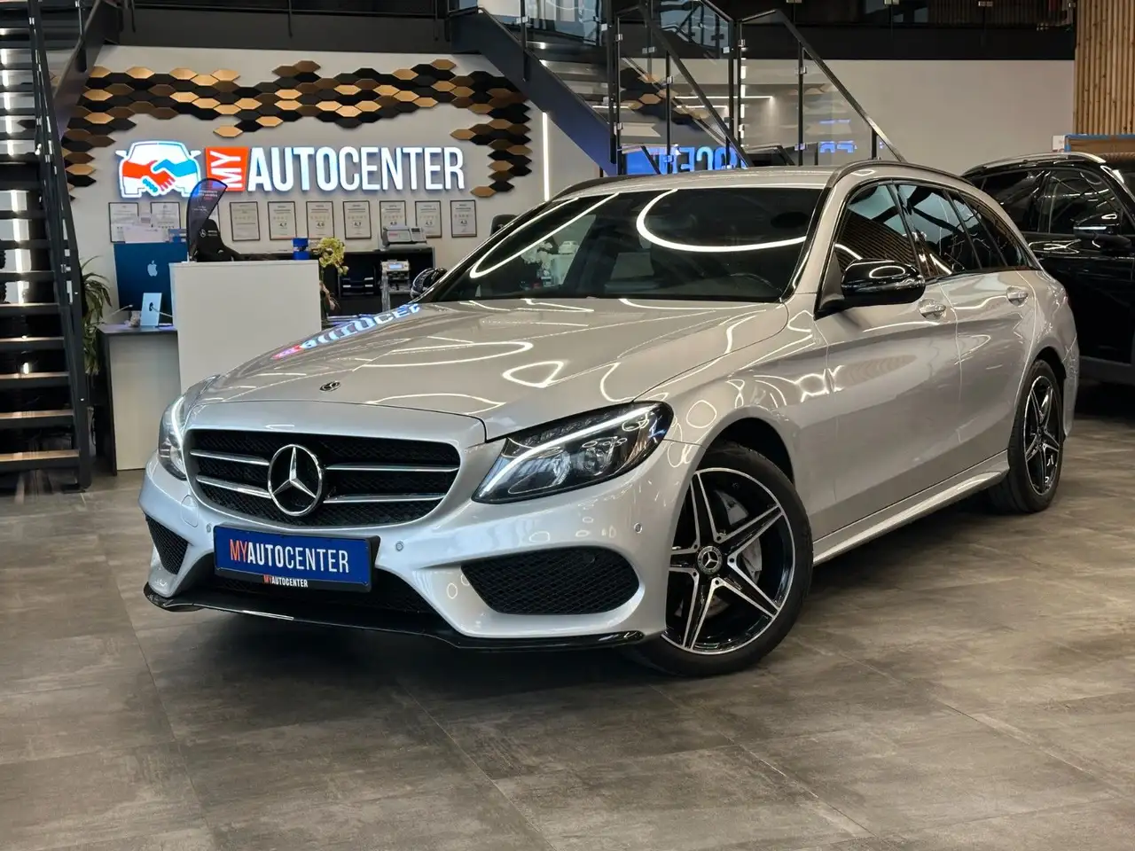 Mercedes-Benz C 400
