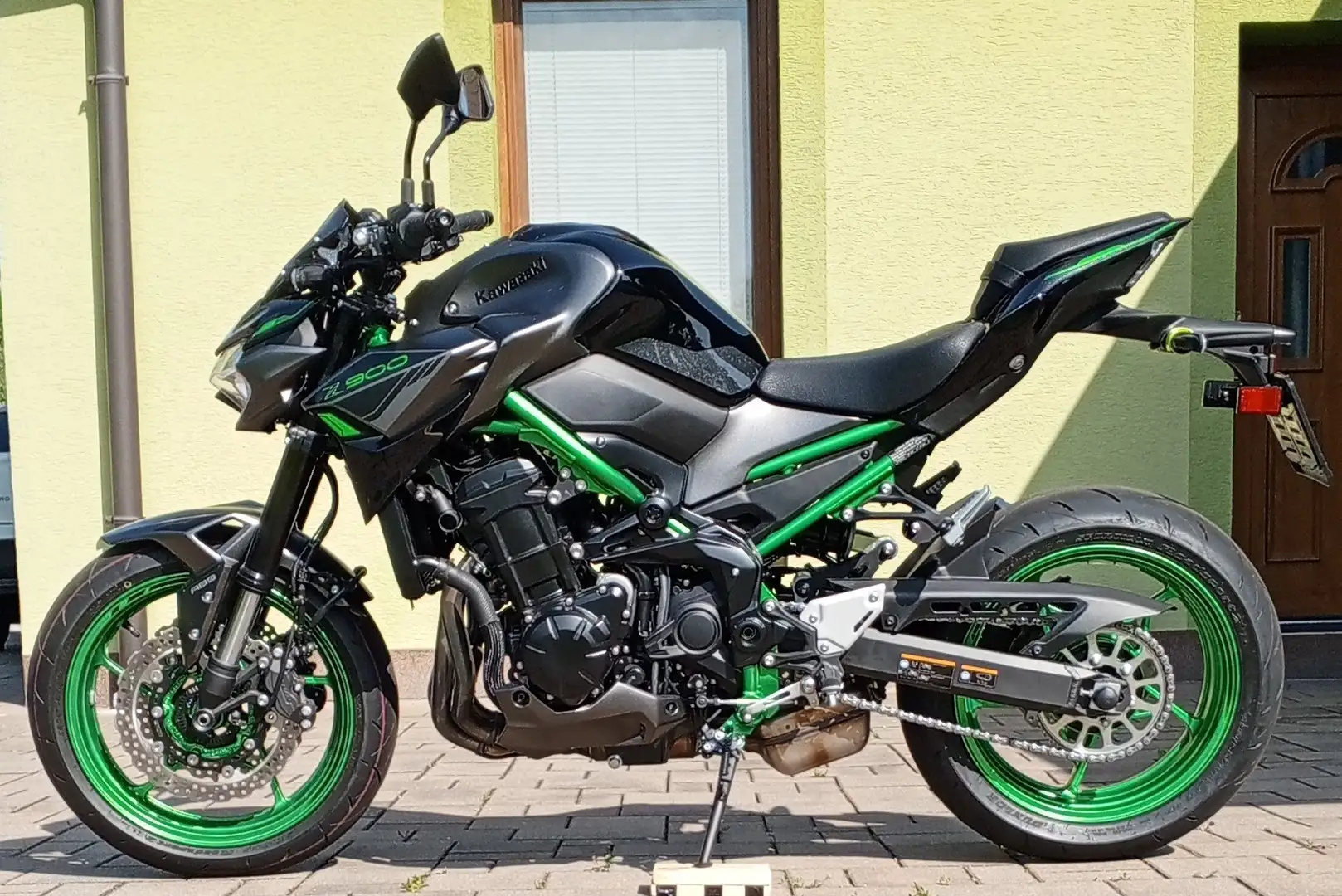 Kawasaki Z 900 4 JAHRE GARANTIE und UNTERSTÜTZUNG von Kawasaki Verde - 1