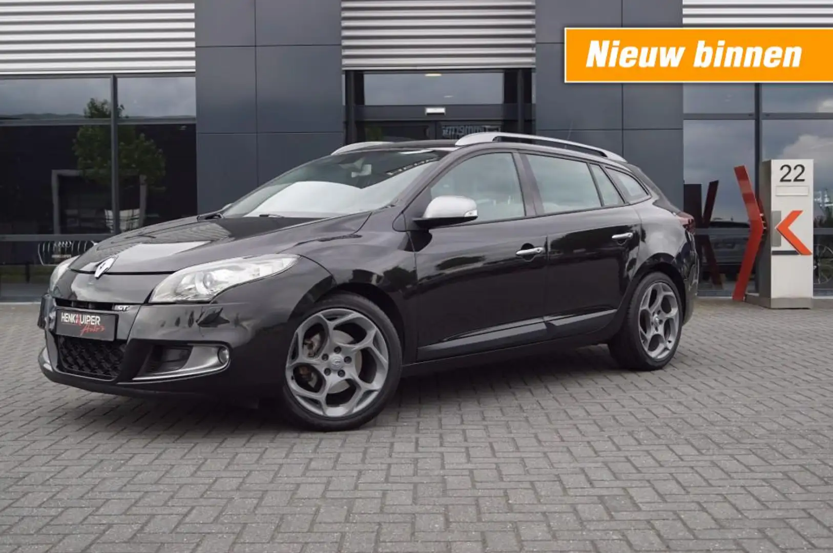 Renault Megane 2.0 TCe GT 180 pk / Navi / PDC / 18 Inch LM / Xeno Zwart - 1