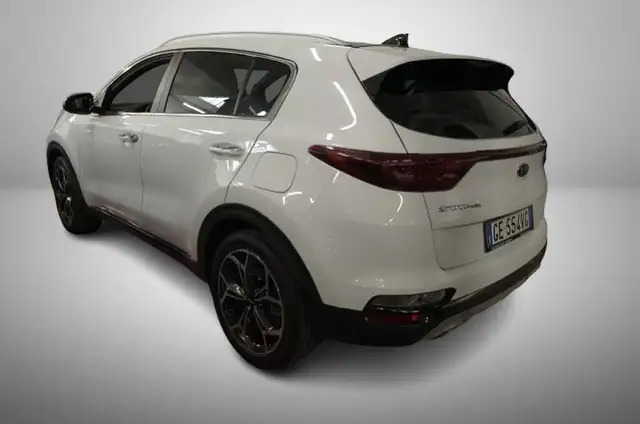 Kia Sportage view 3