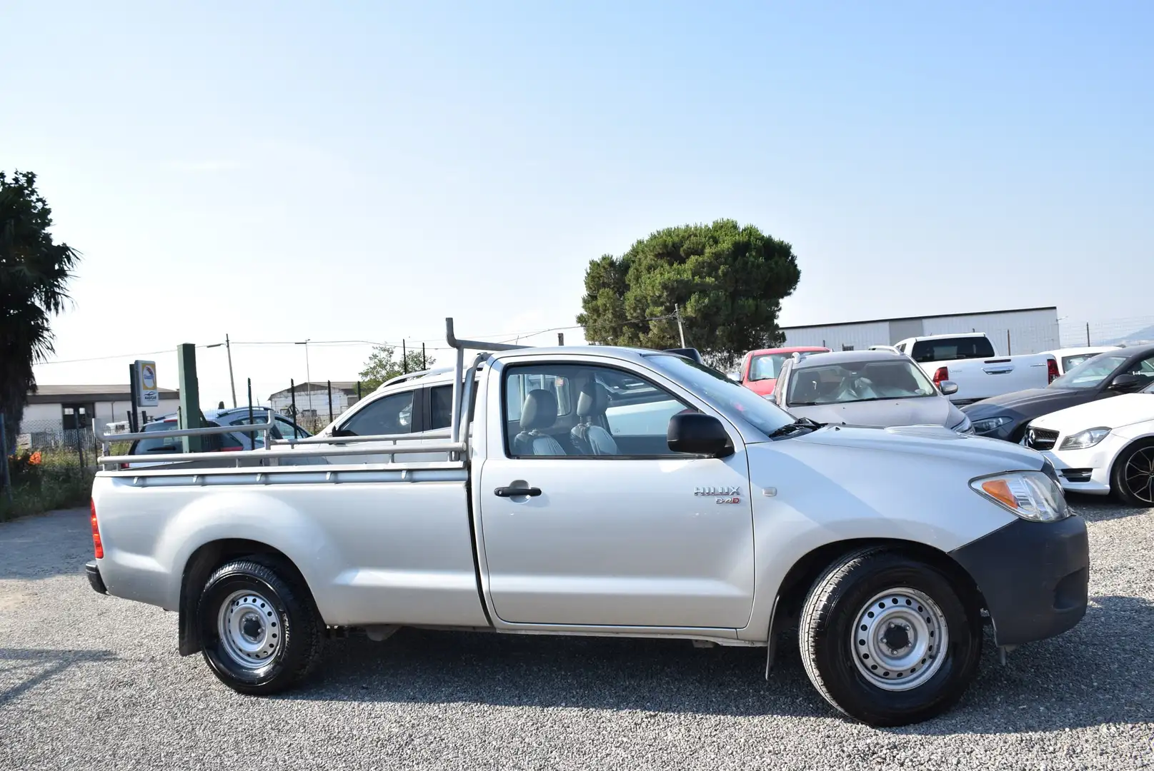 Toyota Hilux CAB SINGOLA CASSONE LUNGO 2.5TD IVA DETRAIBILE Grigio - 2