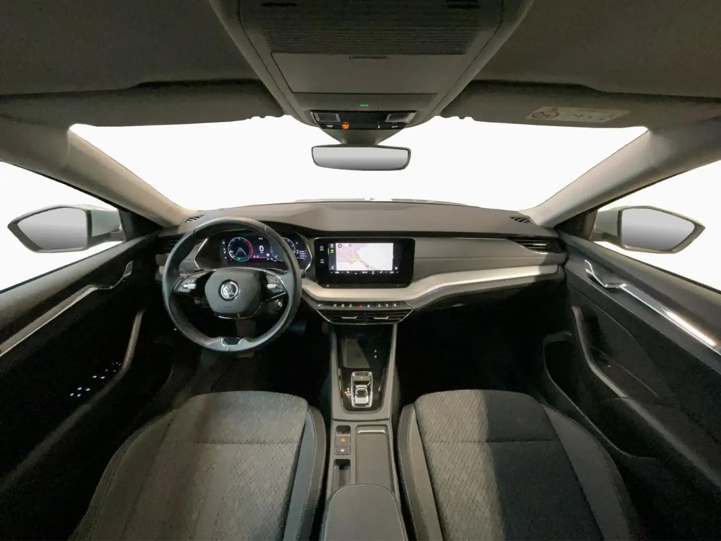 Skoda Octavia Style+DSG+AHK+Navi+LED Gris - 2