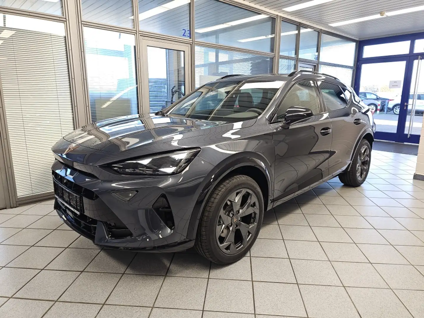 CUPRA Formentor AHK elt.ankl.,elt.Heckklappe,Voll-LED Gri - 2