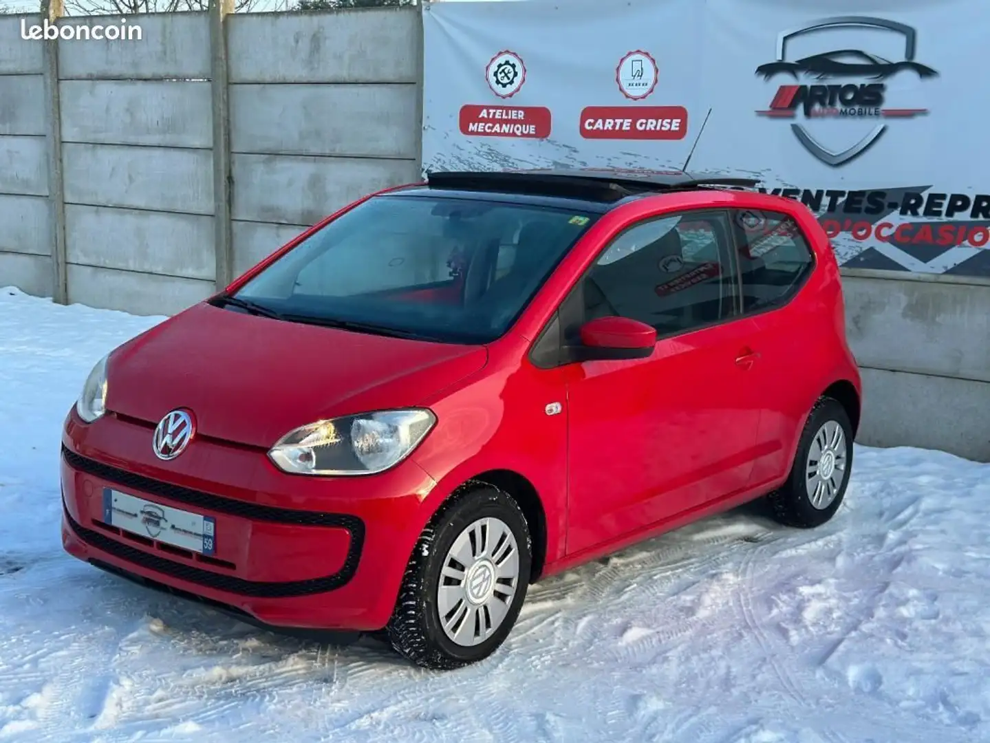 Volkswagen up! TOIT OUVRANT Rouge - 1