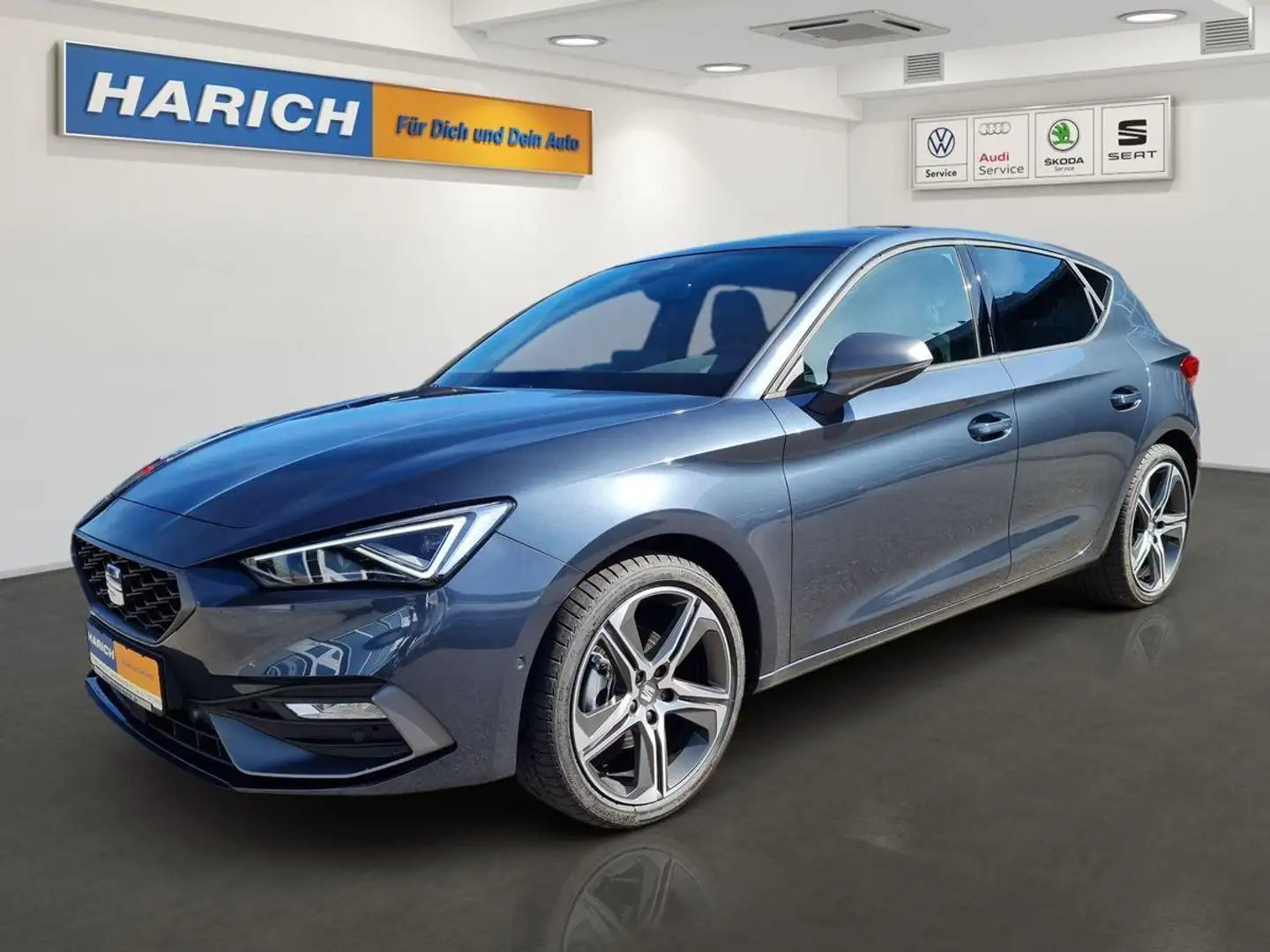 SEAT Leon FR 1.5 TSI DSG NAVI MATRIX-BEAM PANO PARKLE - 1