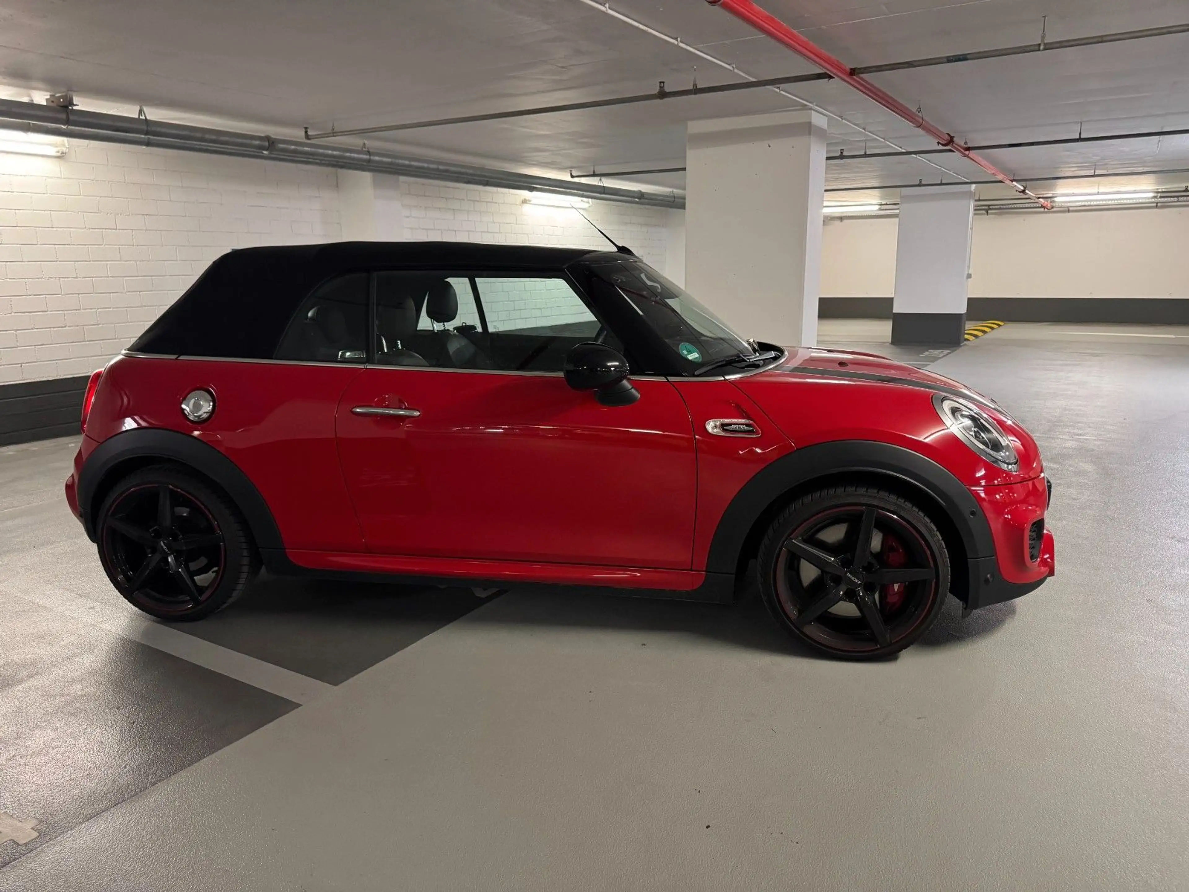 MINI John Cooper Works Cabrio John Cooper Works — photo 4