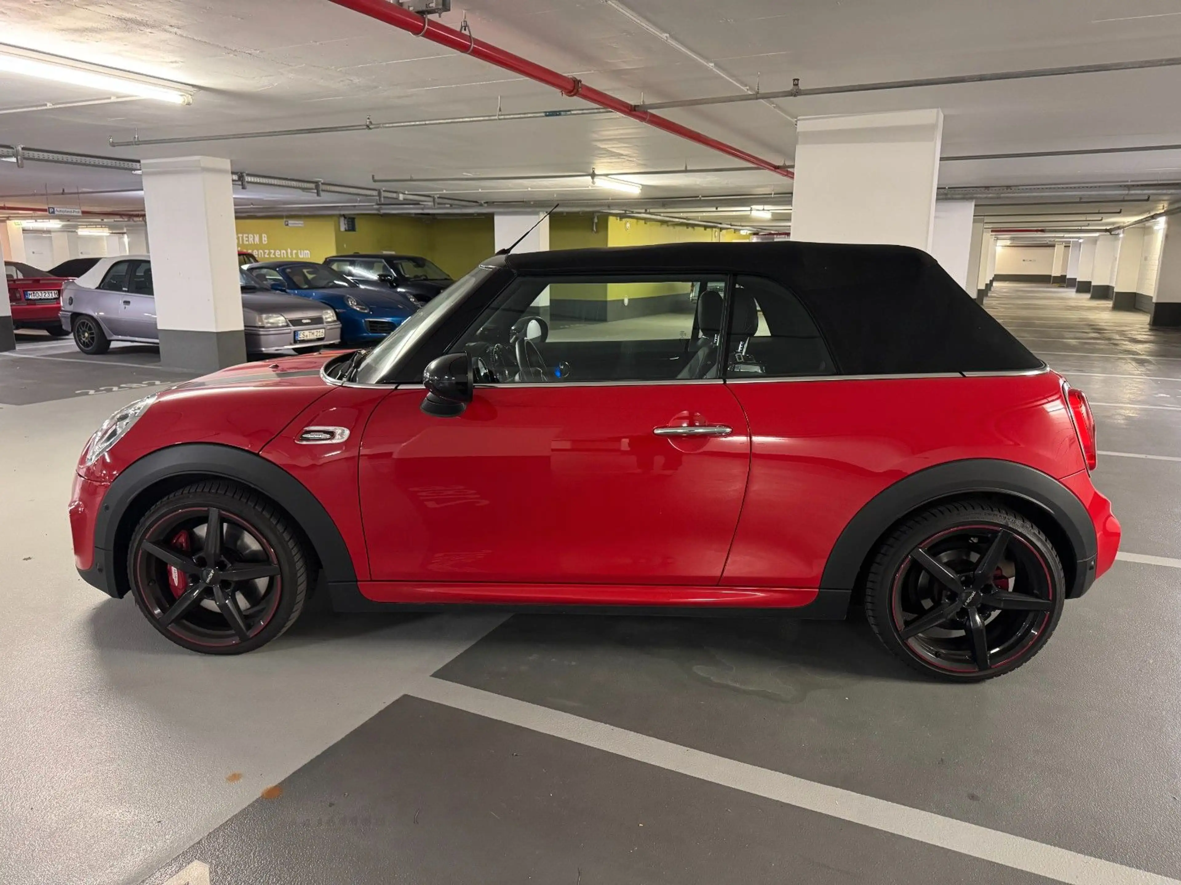 MINI John Cooper Works Cabrio John Cooper Works — photo 8