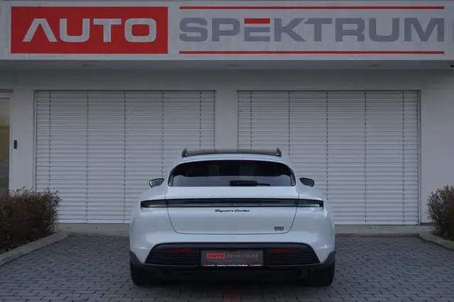 Porsche Taycan view 4