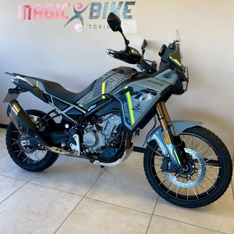 CFMOTO 450 MT