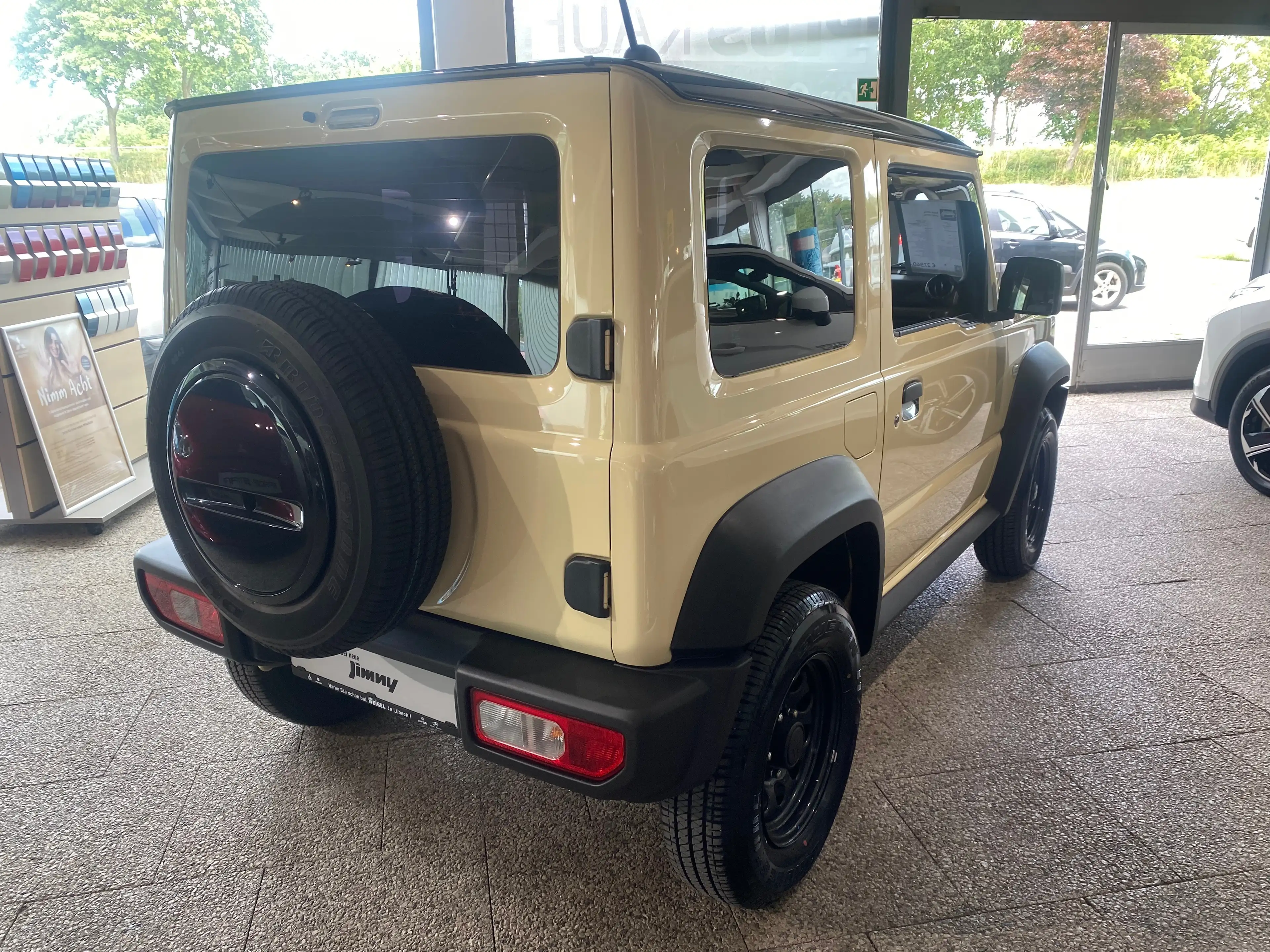 Suzuki Jimny Comfort AllGrip — photo 4