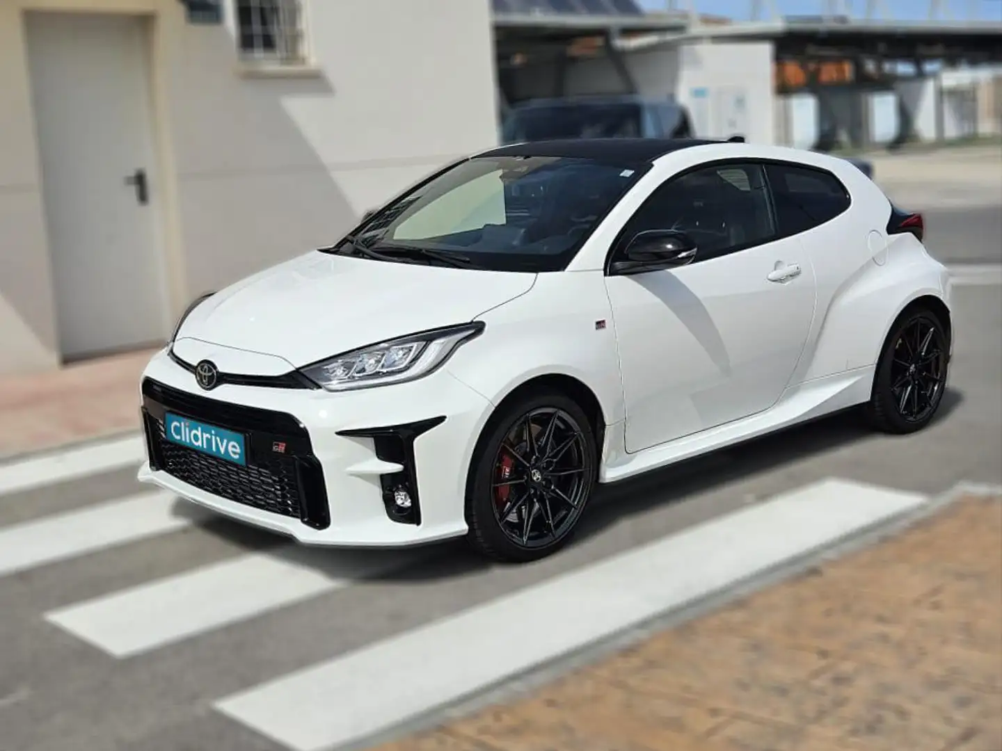 Toyota Yaris GR RZ Circuit Pack Blanco - 2