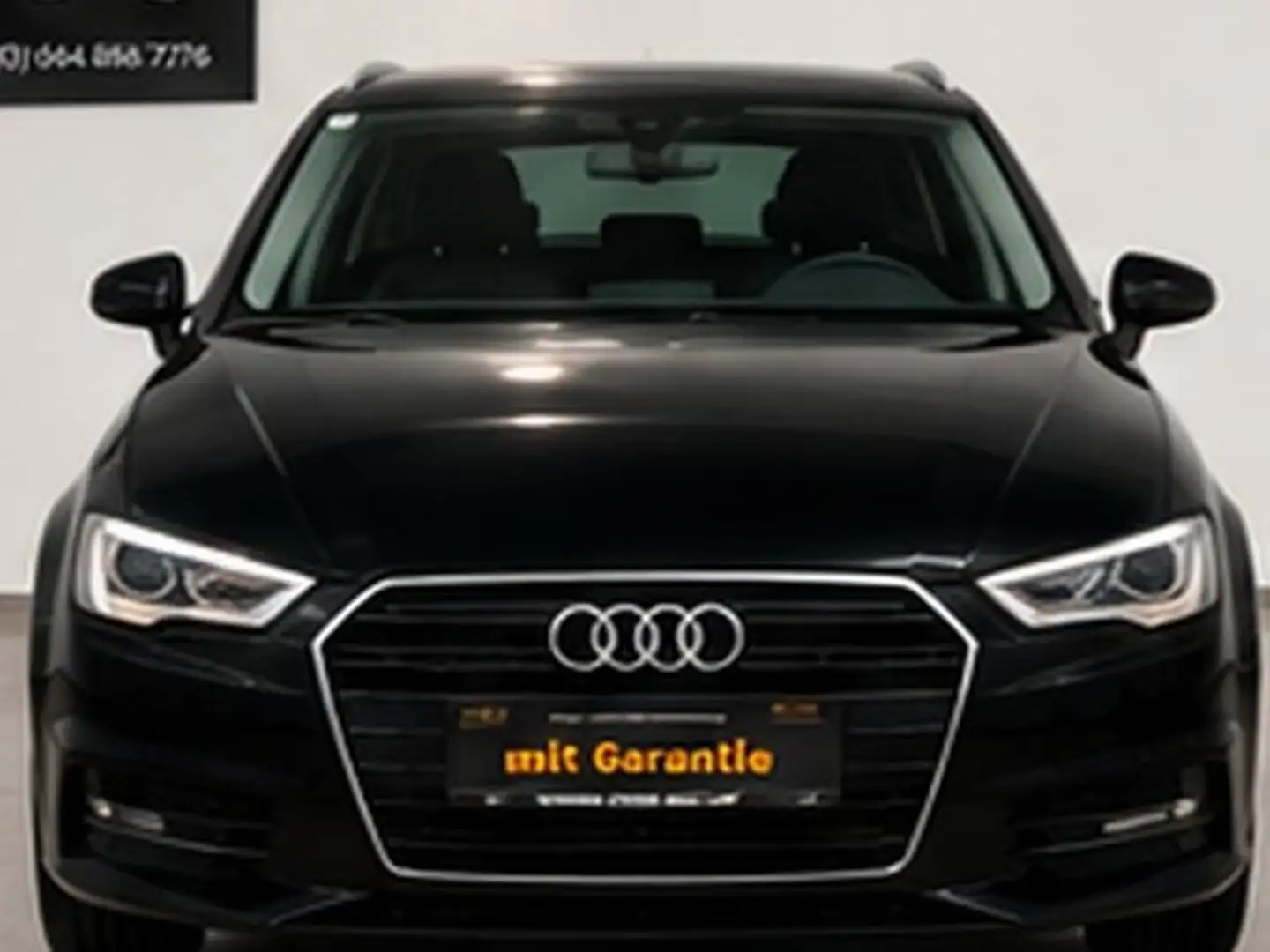 Audi A3 1.6 TDI Ambiente Schwarz - 1