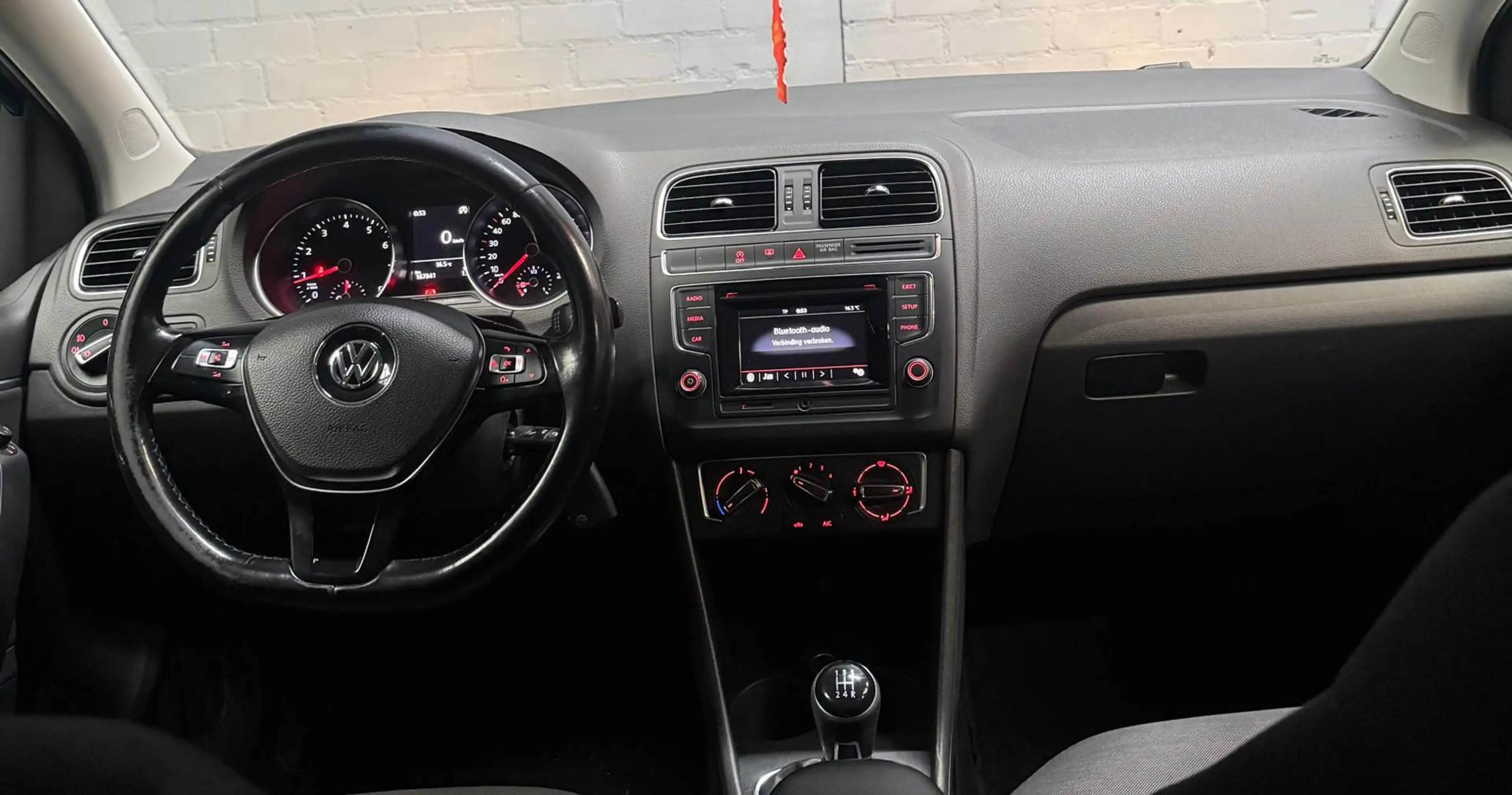 Volkswagen Polo 1.0 Comfortline Connected | Airco | BT | 2016 — photo 10