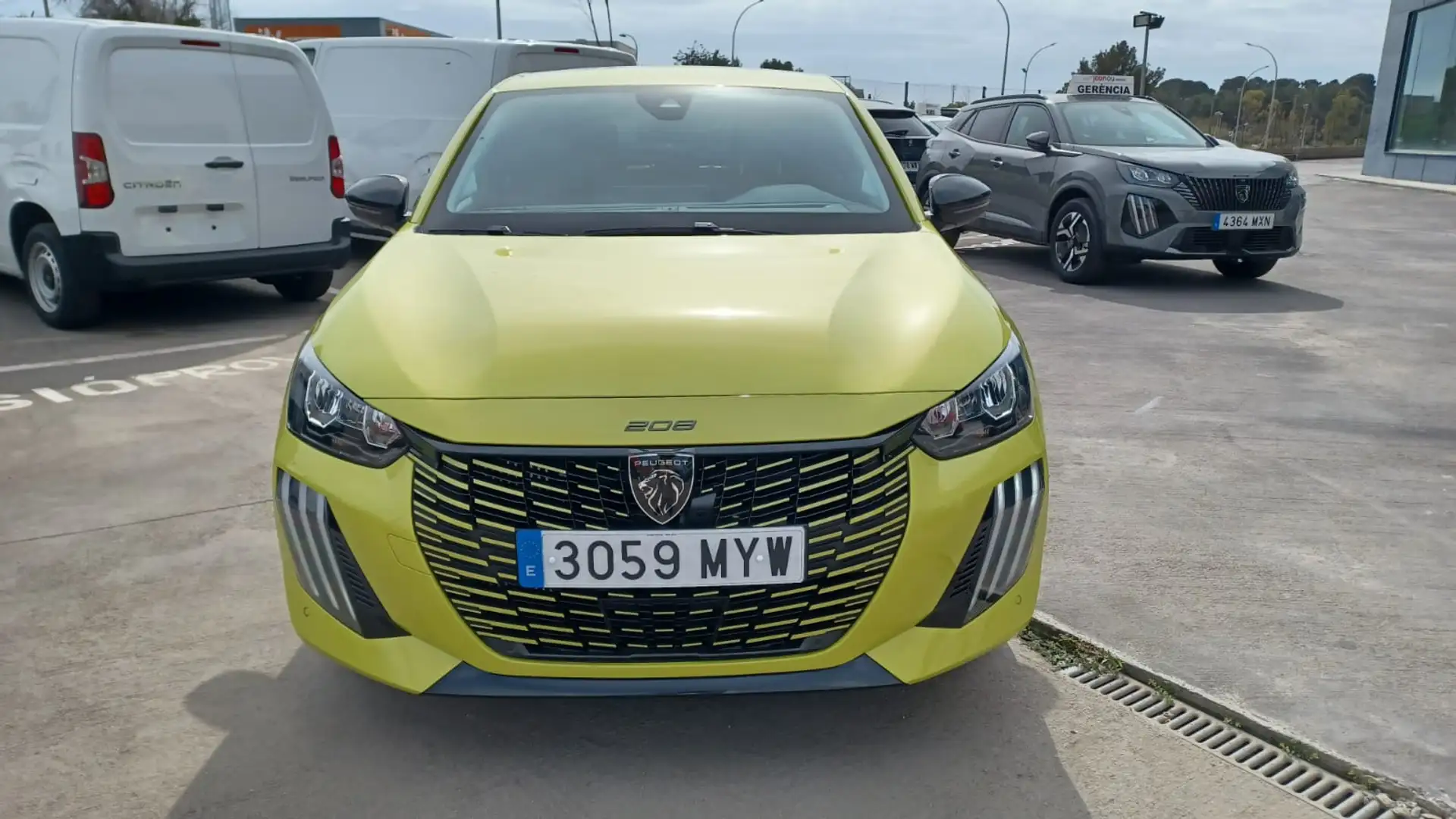 Peugeot 208 1.2 Puretech S&S Allure 100 - 2