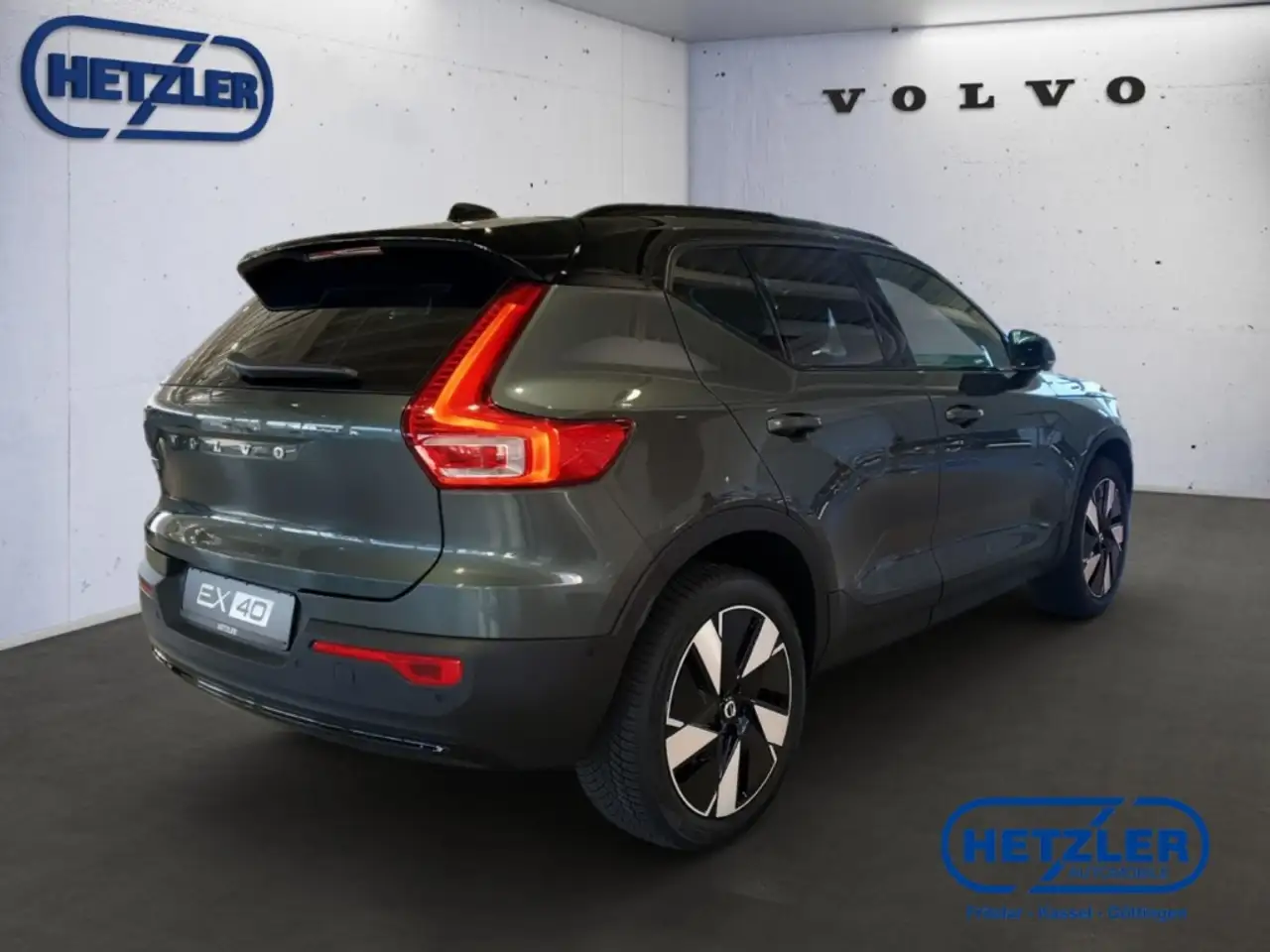 Volvo EX40 2026