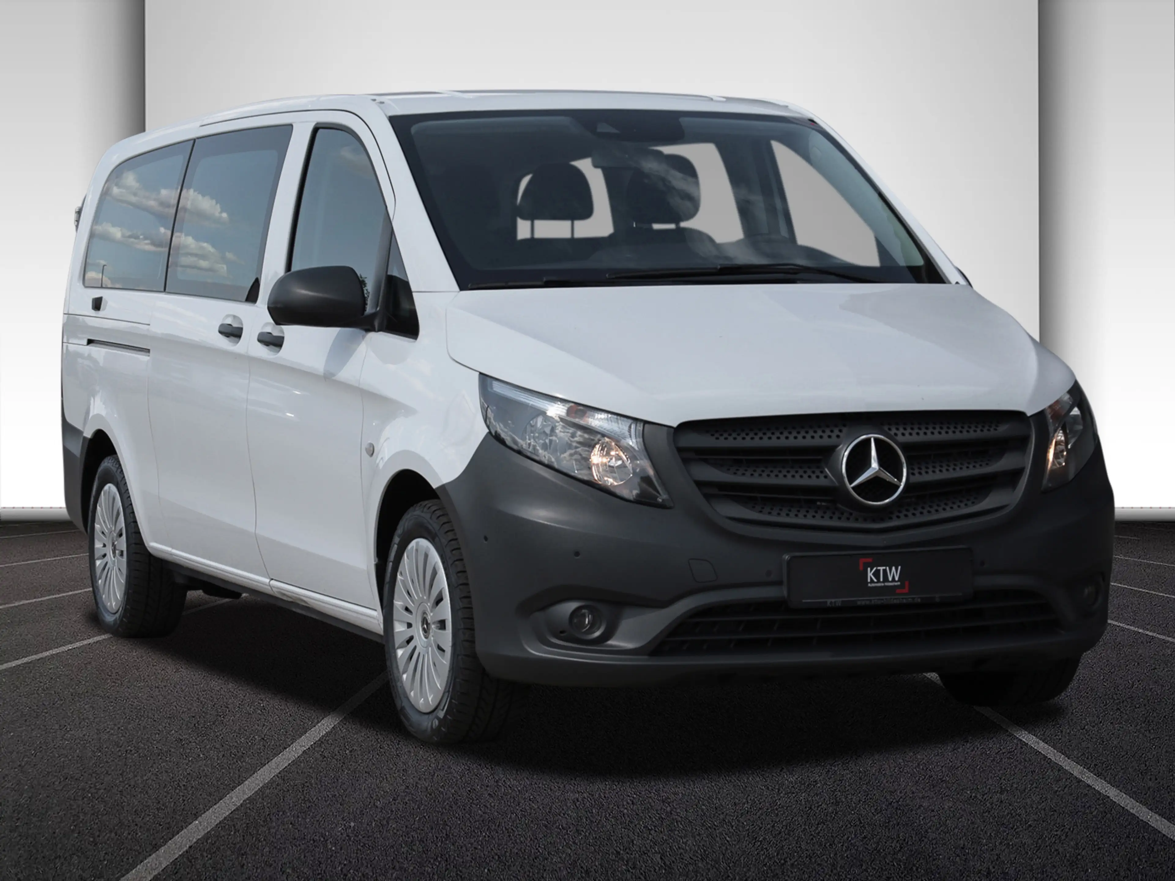 Mercedes-Benz Vito 114 TourerPro,Extralang,8Sitzer,Automatik — photo 3