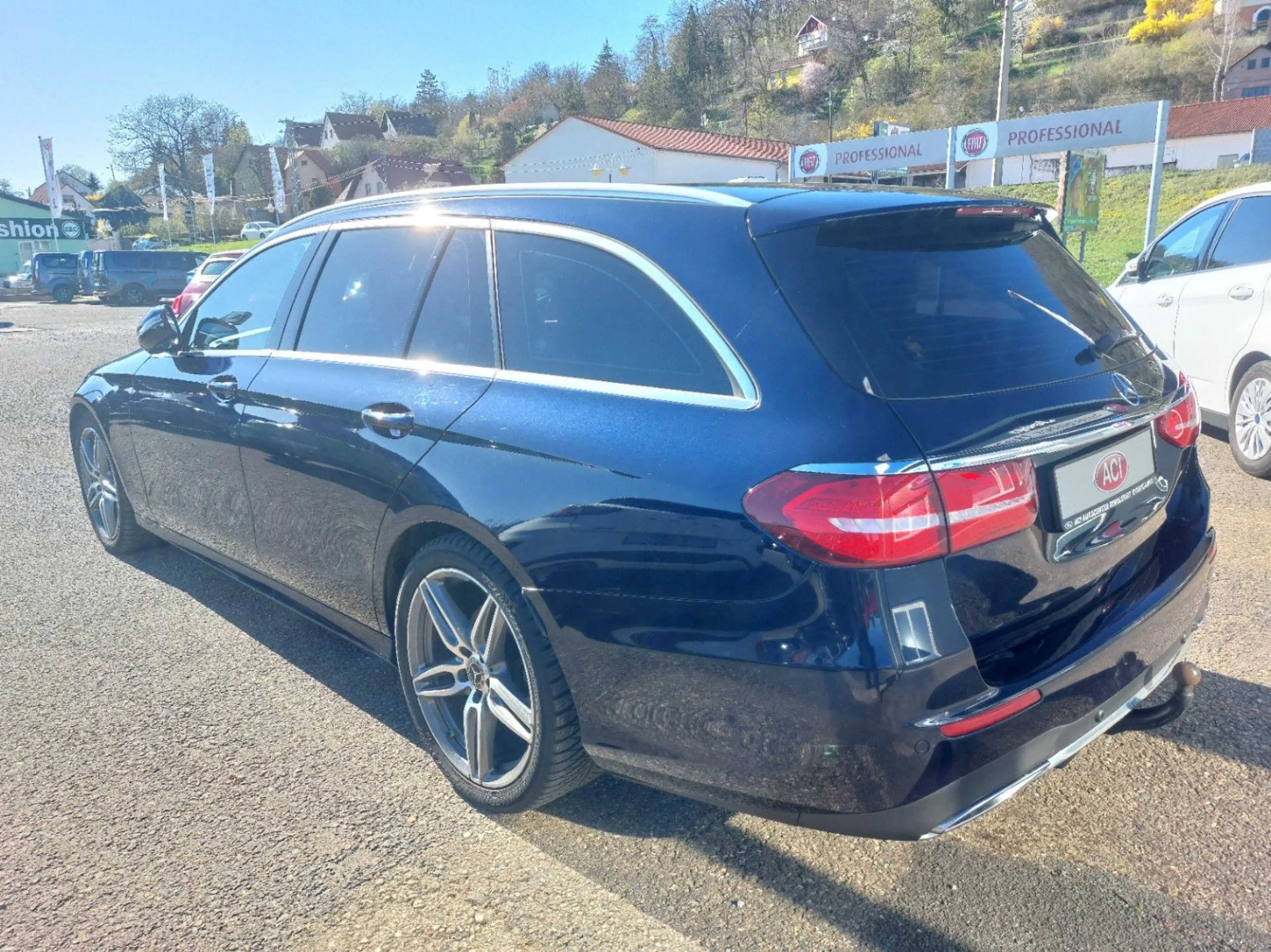 Mercedes-Benz E 200 E -Klasse T-Modell E 200 d AMG-Line AHK — photo 5