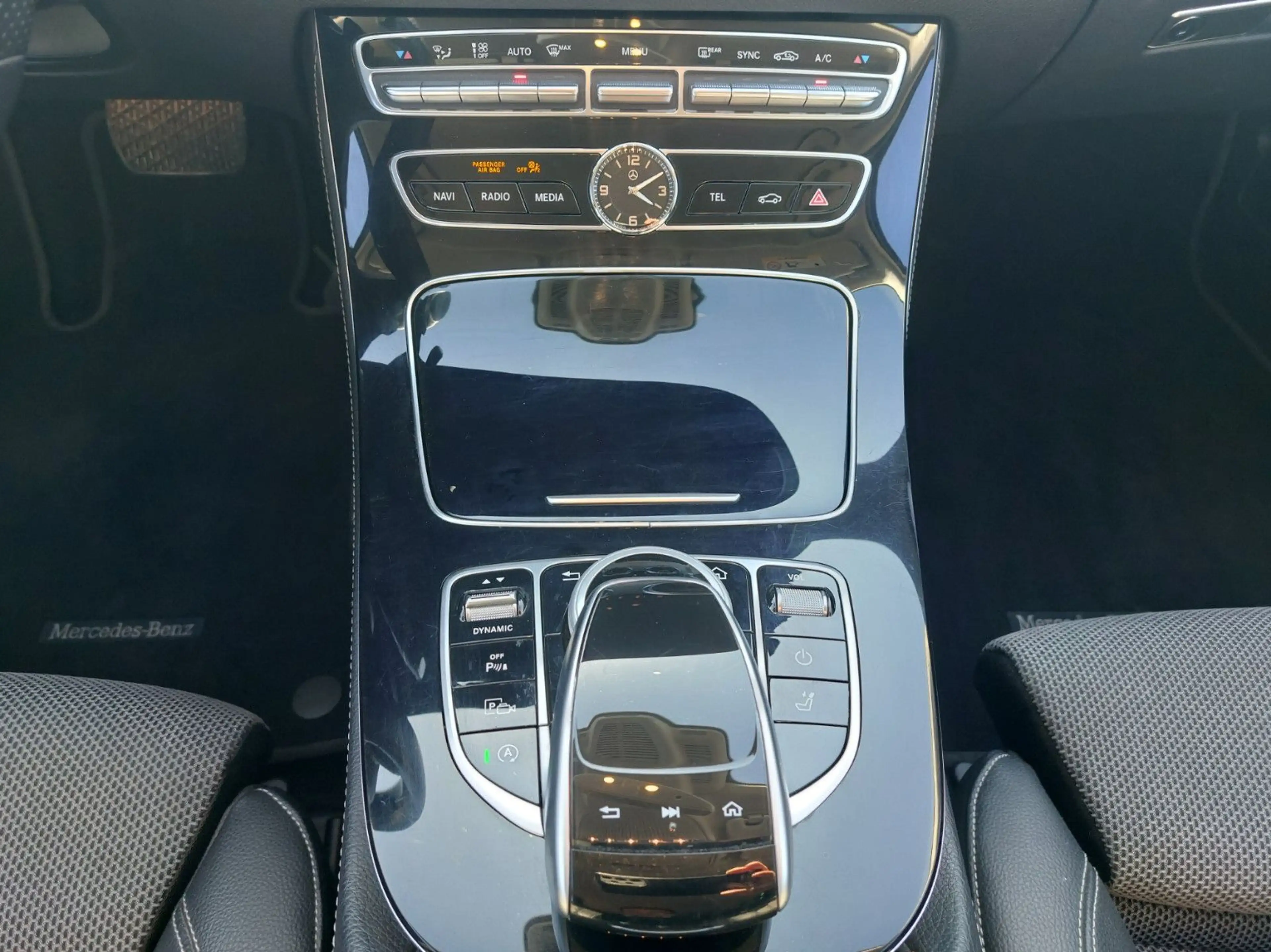 Mercedes-Benz E 200 E -Klasse T-Modell E 200 d AMG-Line AHK — photo 12