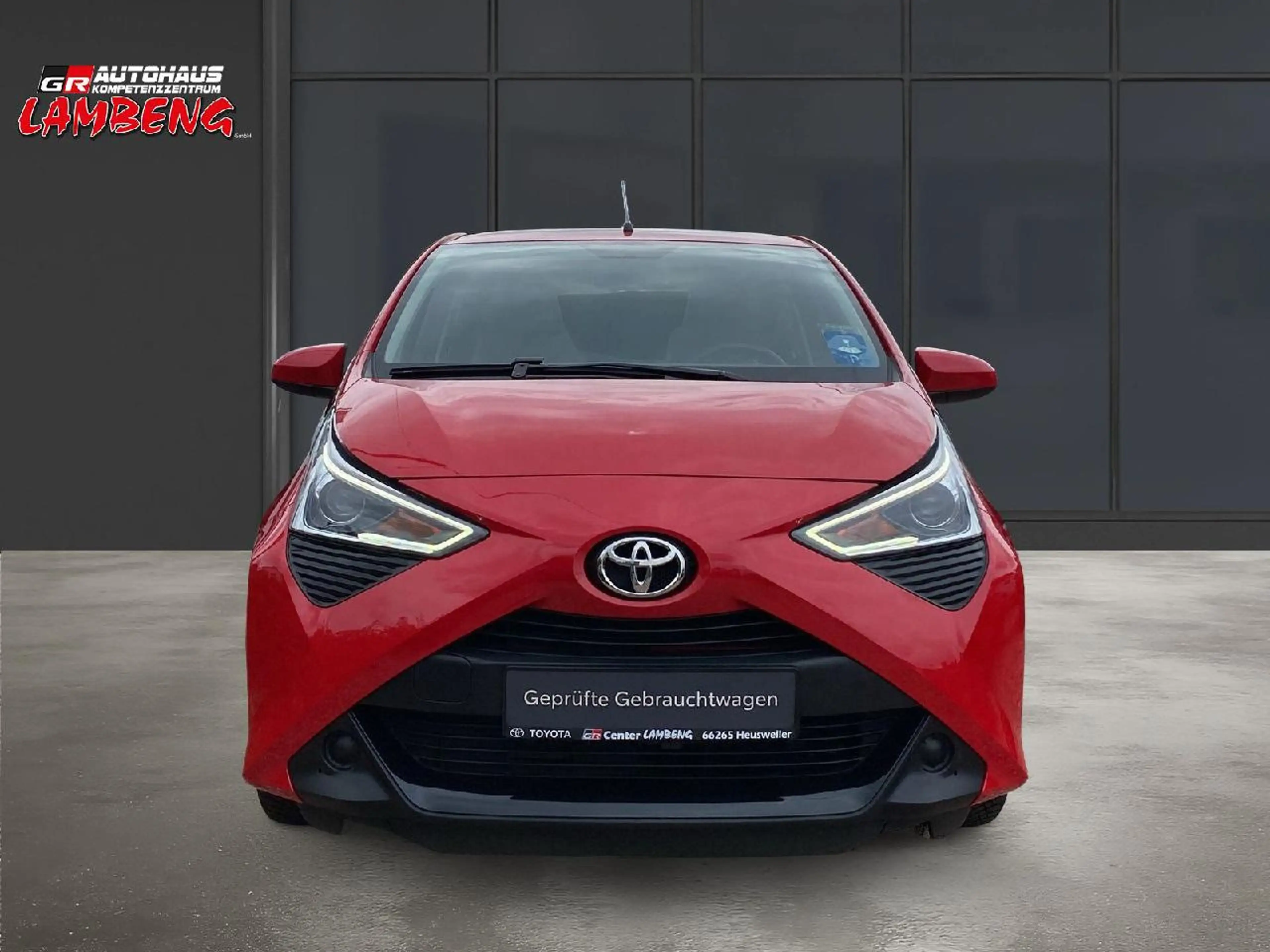 Toyota Aygo x-cite — photo 5