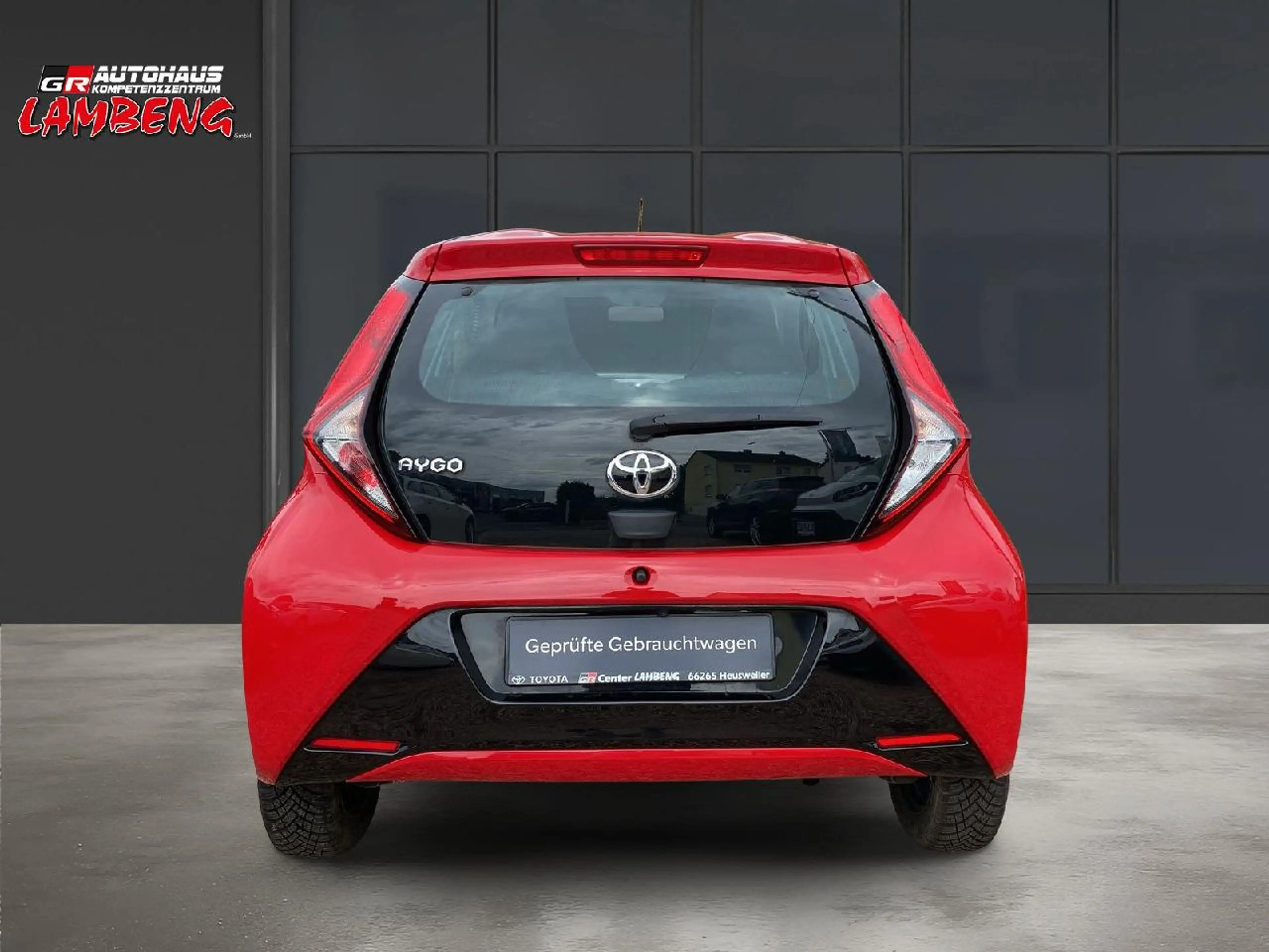 Toyota Aygo x-cite — photo 4