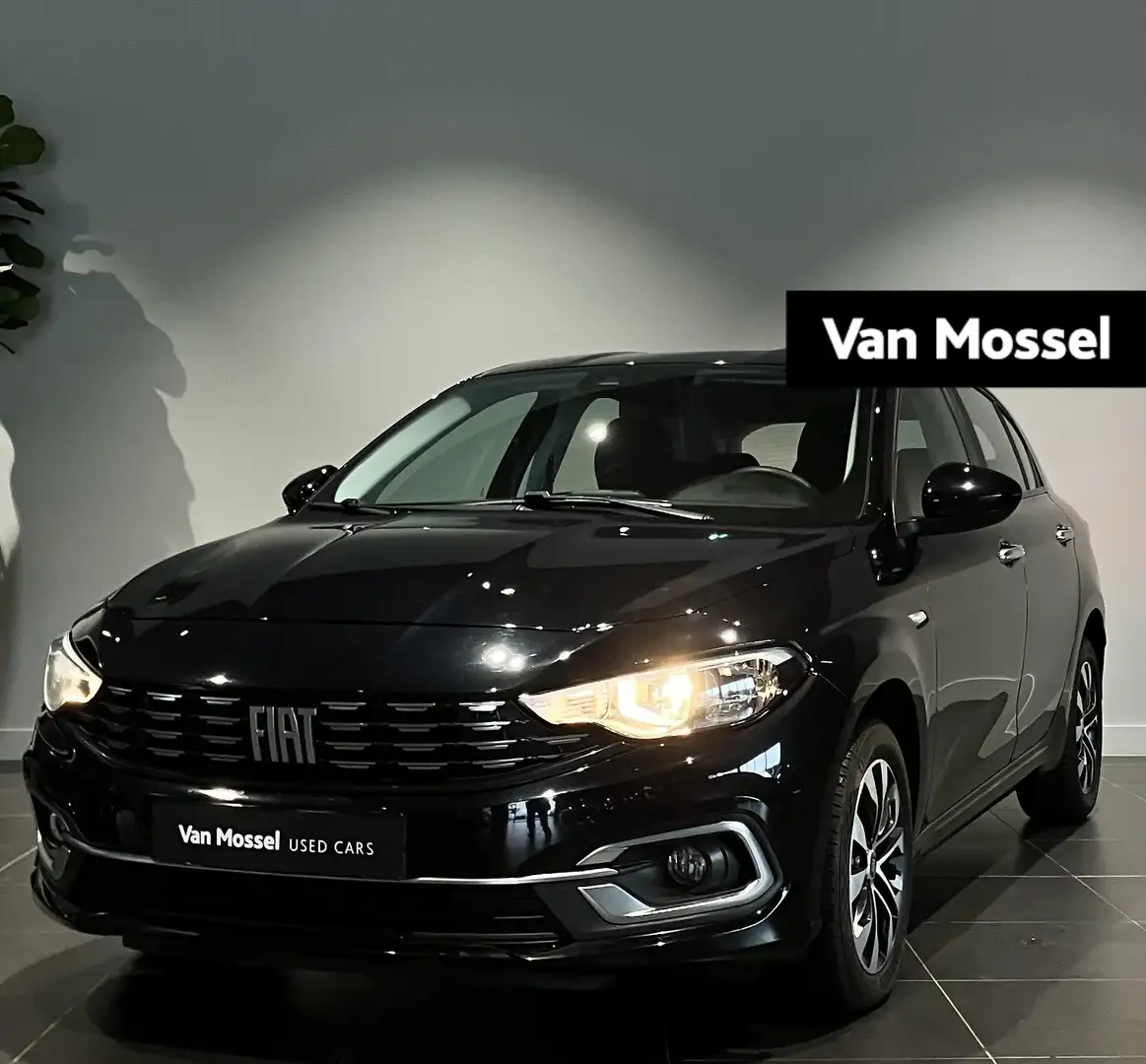 Fiat Tipo 1.5 Hybrid City | Navi | ECC | Cam | LMV | Zwart - 1
